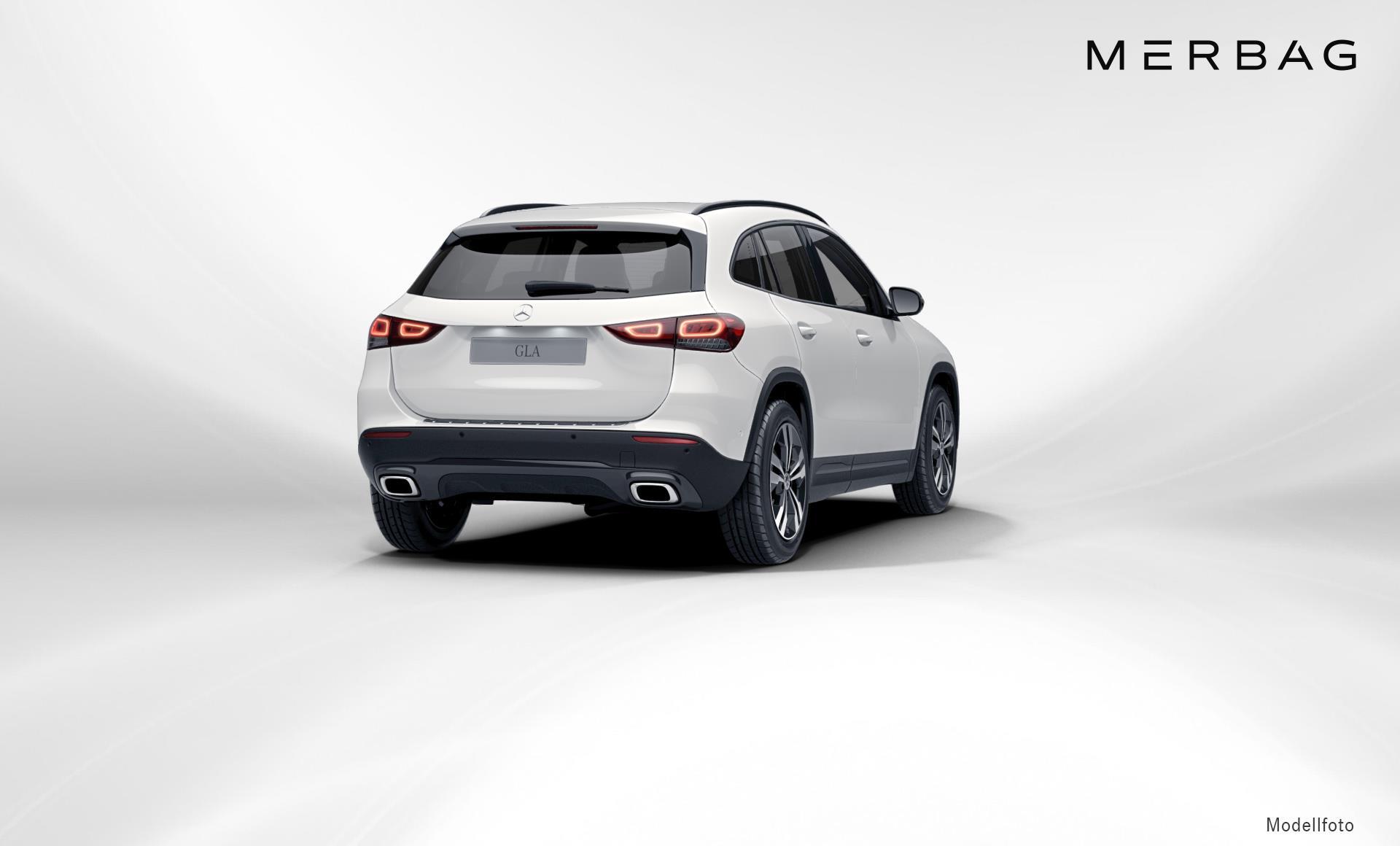 Mercedes-Benz - GLA 180 d