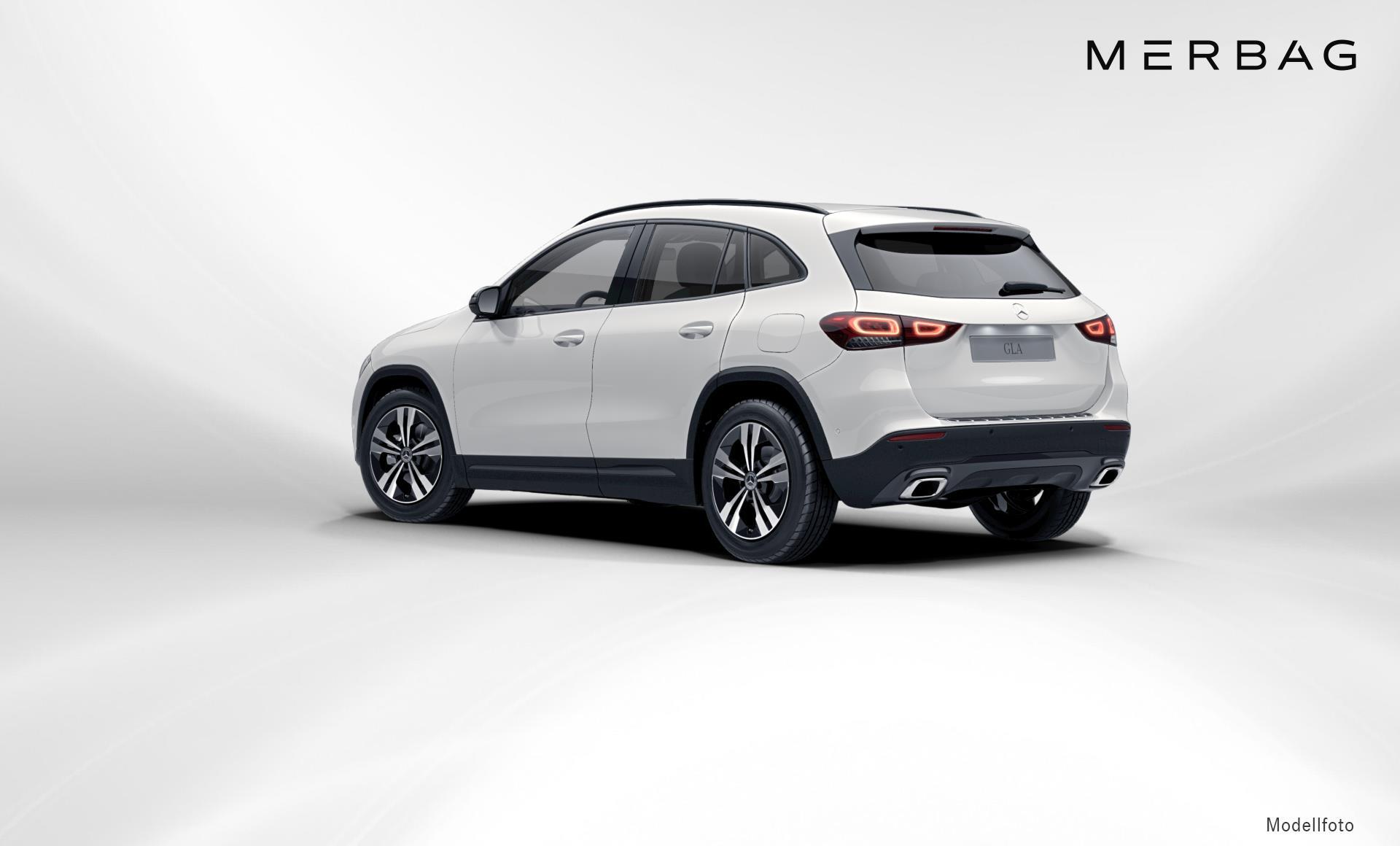 Mercedes-Benz - GLA 180 d