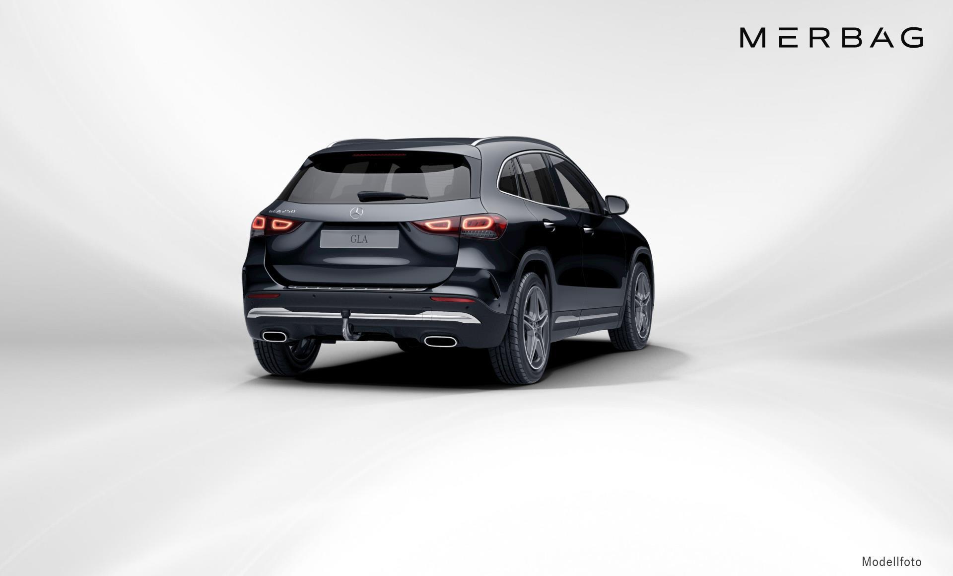 Mercedes-Benz - GLA 250