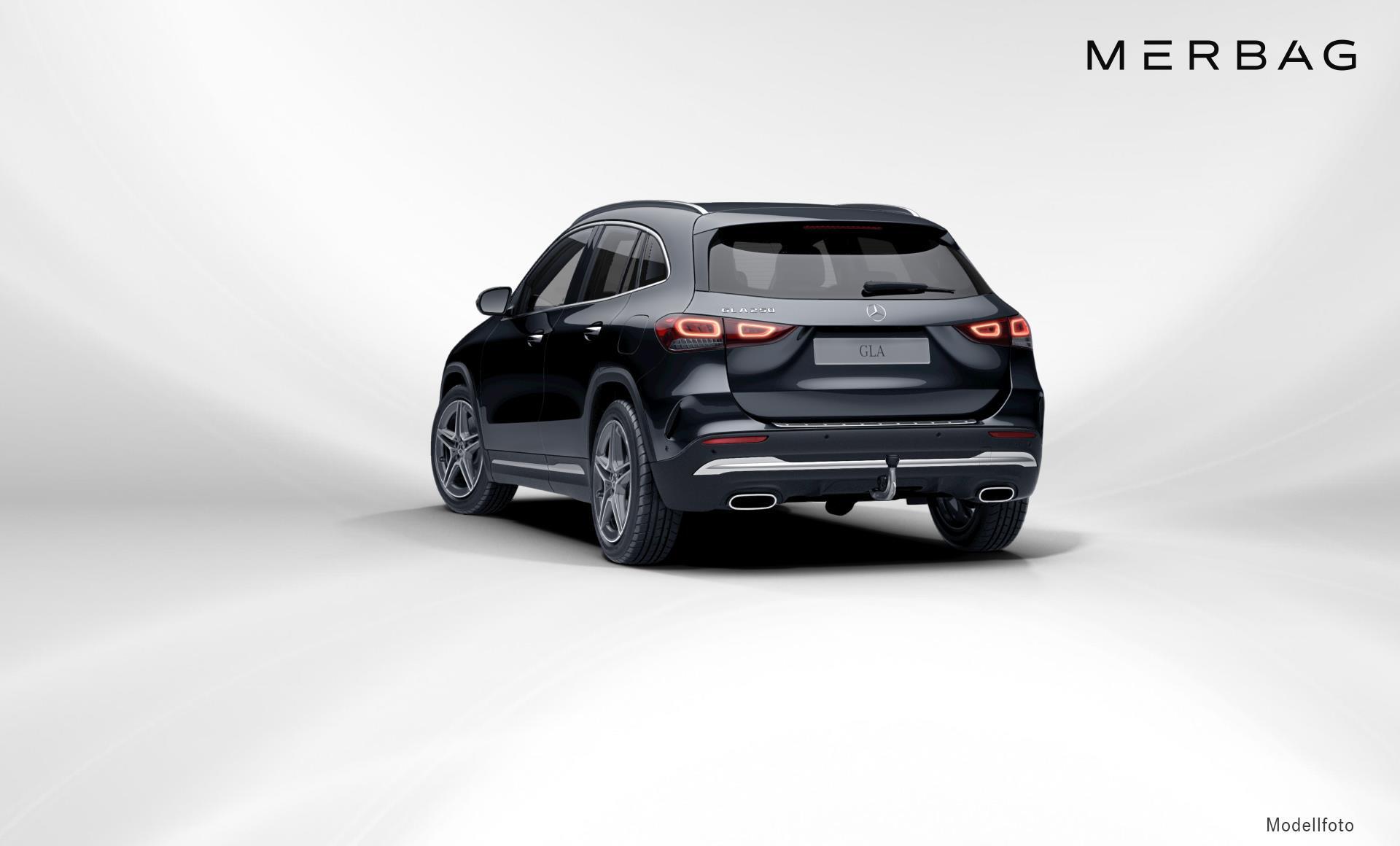 Mercedes-Benz - GLA 250