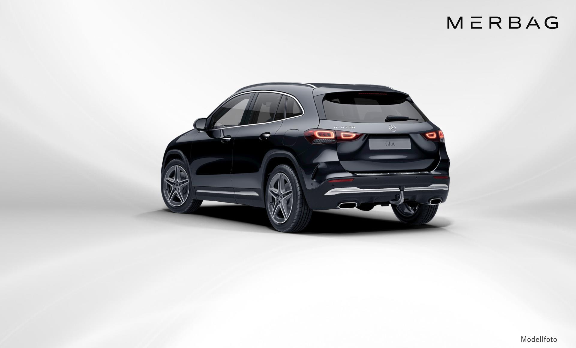 Mercedes-Benz - GLA 250