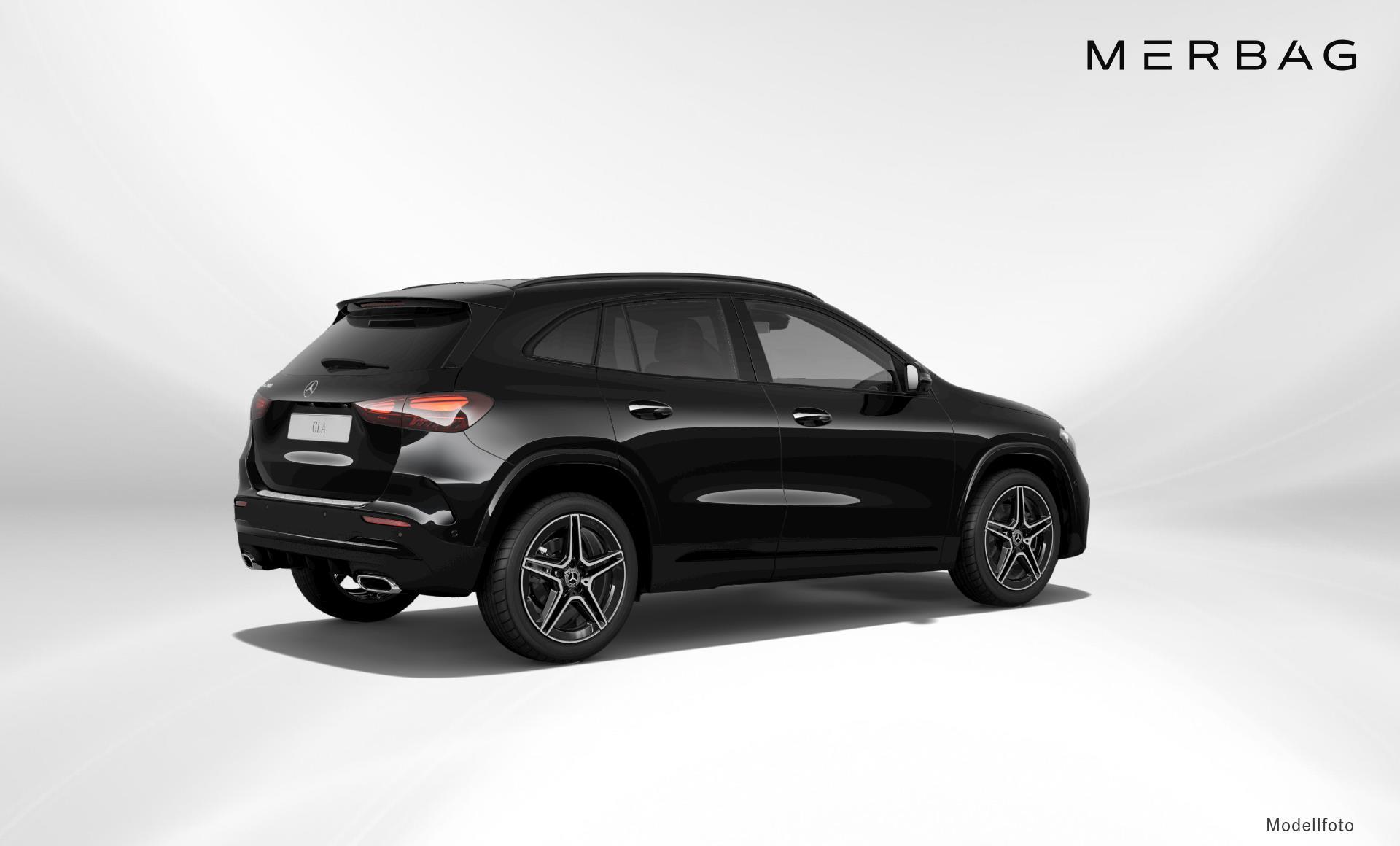 Mercedes-Benz - GLA 200