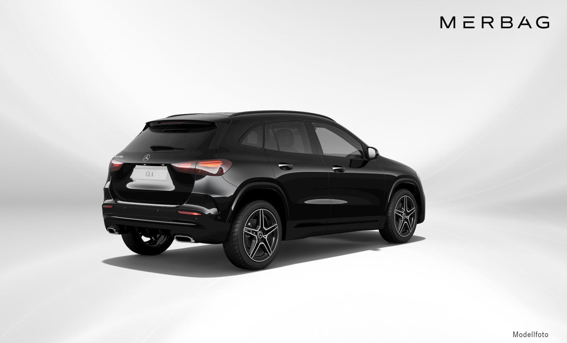 Mercedes-Benz - GLA 200