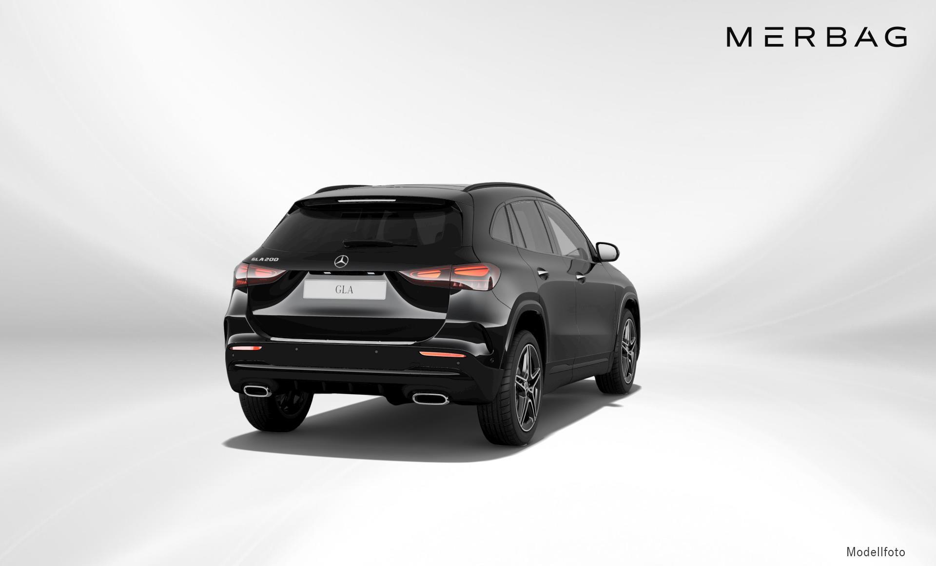Mercedes-Benz - GLA 200