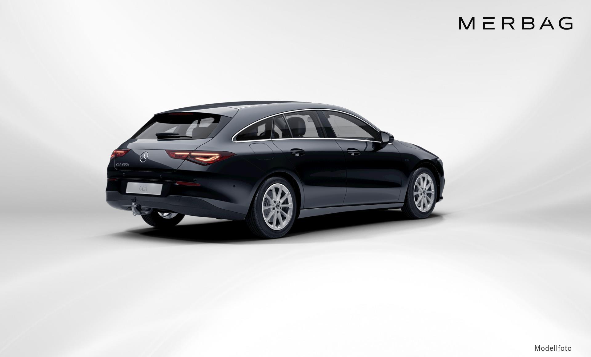 Mercedes-Benz - CLA 250 e Shooting Brake