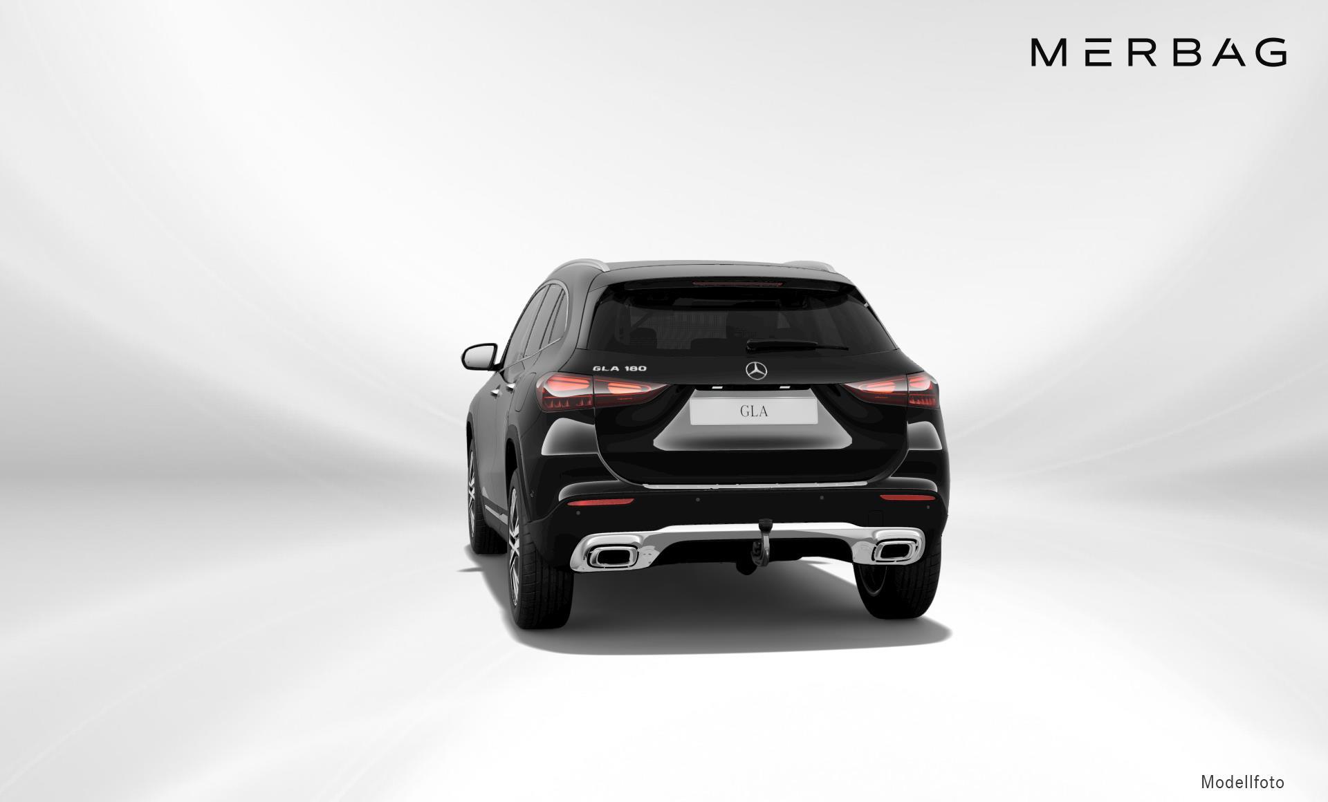 Mercedes-Benz - GLA 180 Österreich-Edition