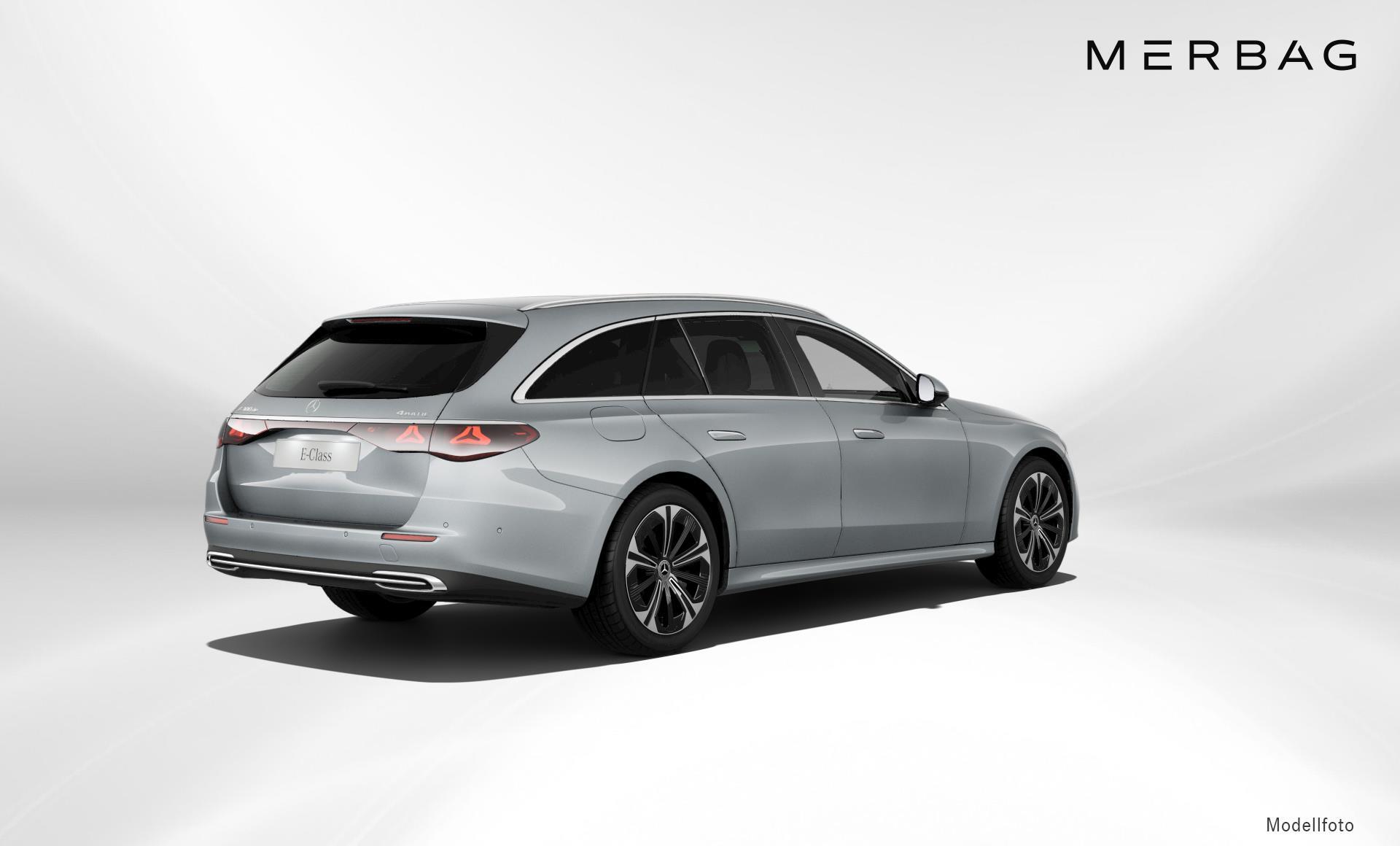 Mercedes-Benz - E 300 de 4MATIC T-Modell mit EQ Hybrid Technologie