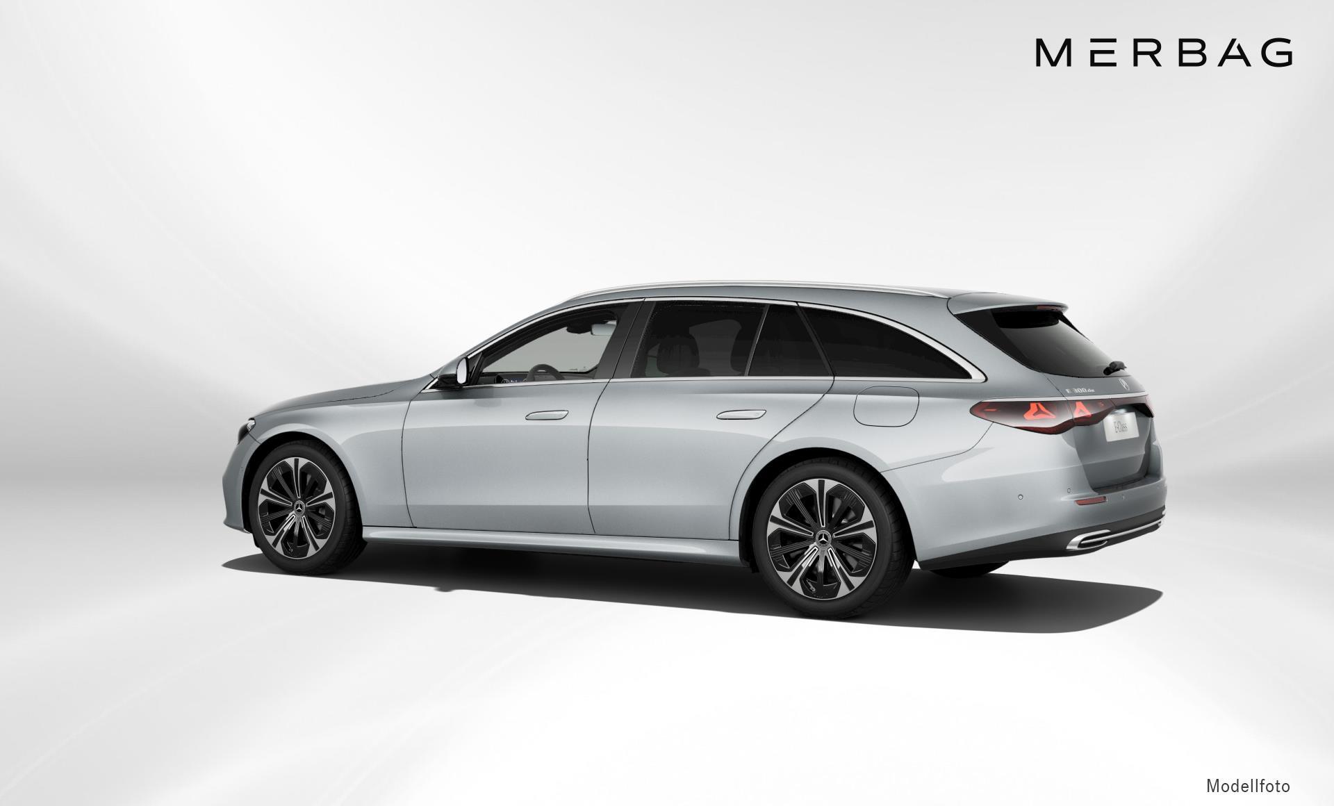 Mercedes-Benz - E 300 de 4MATIC T-Modell mit EQ Hybrid Technologie