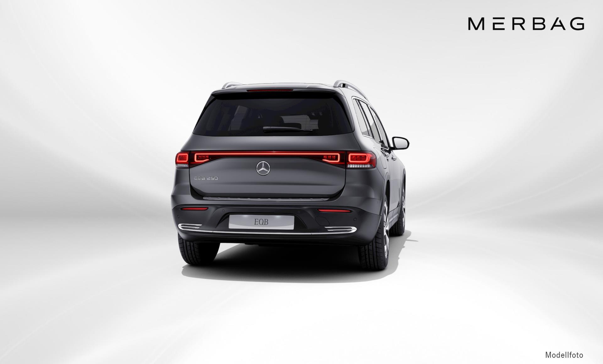 Mercedes-Benz - EQB 250