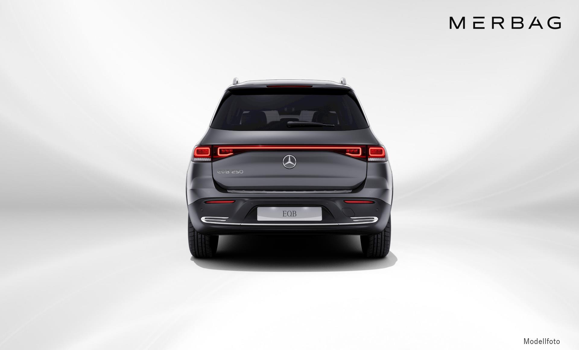 Mercedes-Benz - EQB 250