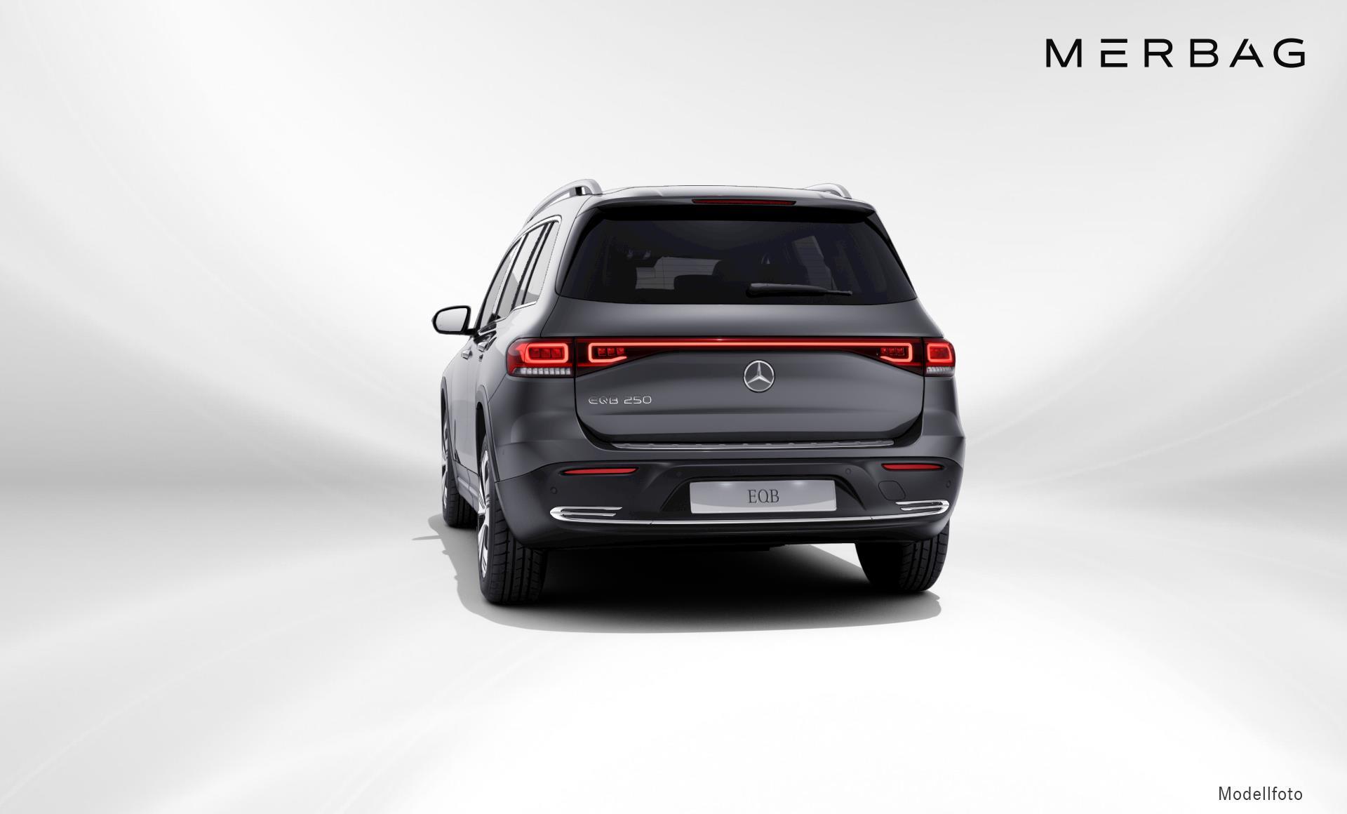 Mercedes-Benz - EQB 250