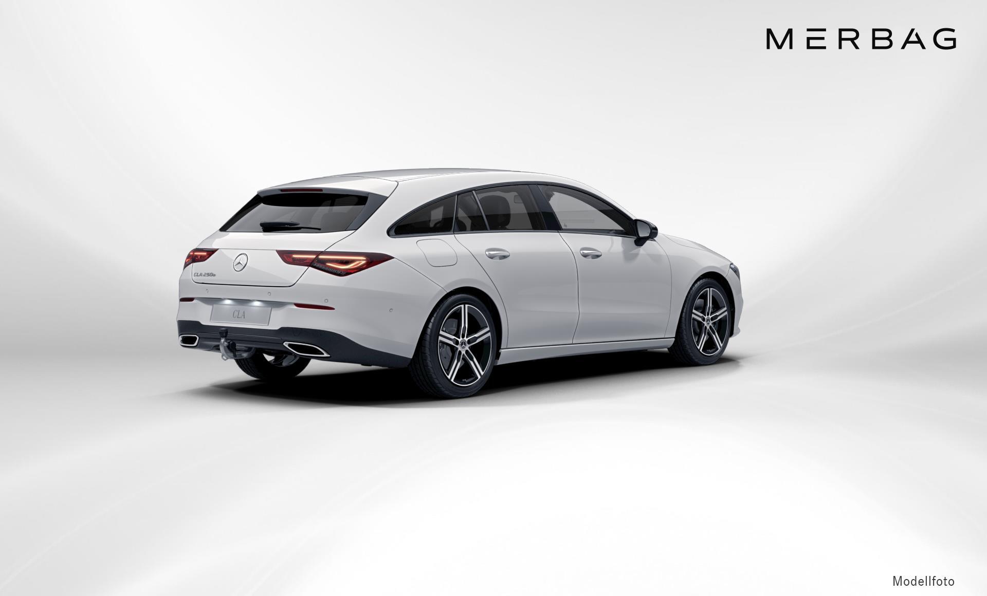 Mercedes-Benz - CLA 250 e Shooting Brake