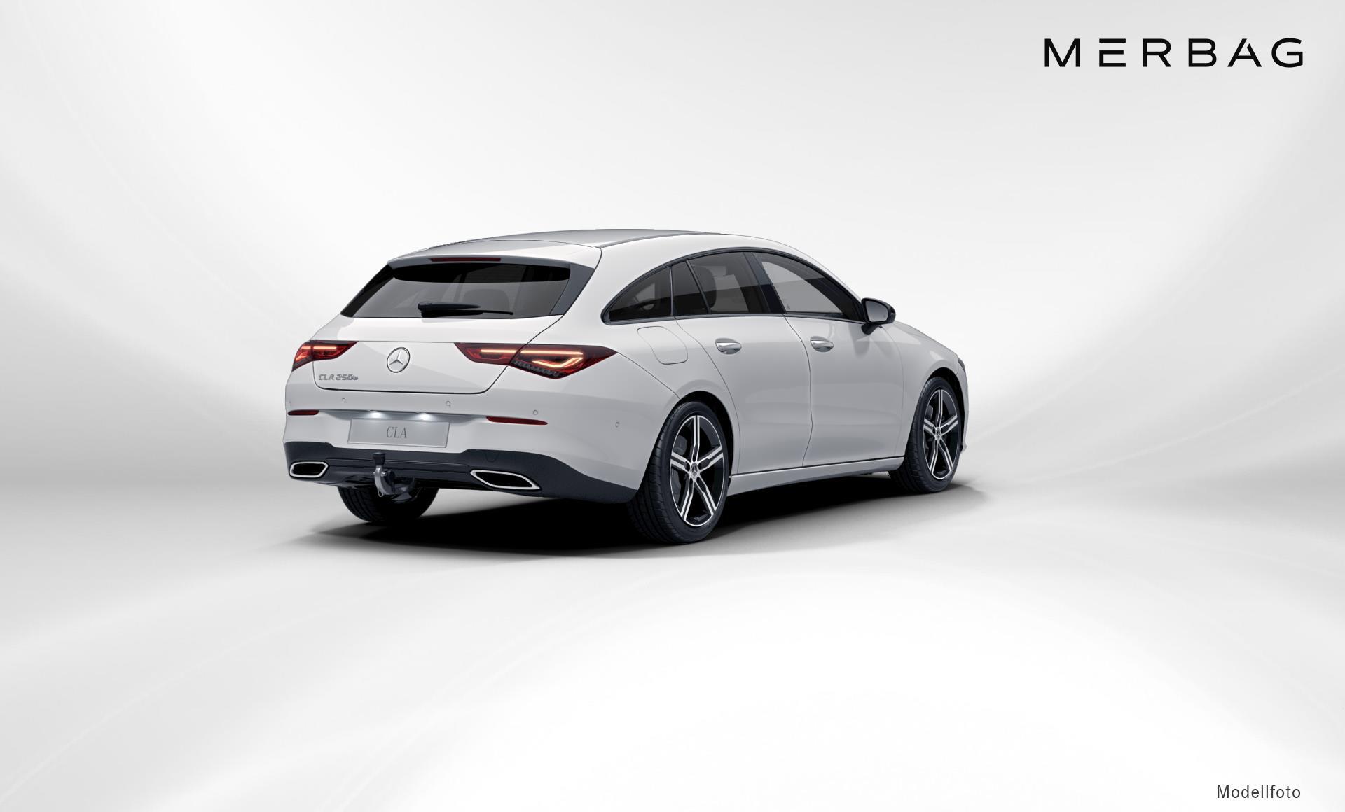 Mercedes-Benz - CLA 250 e Shooting Brake