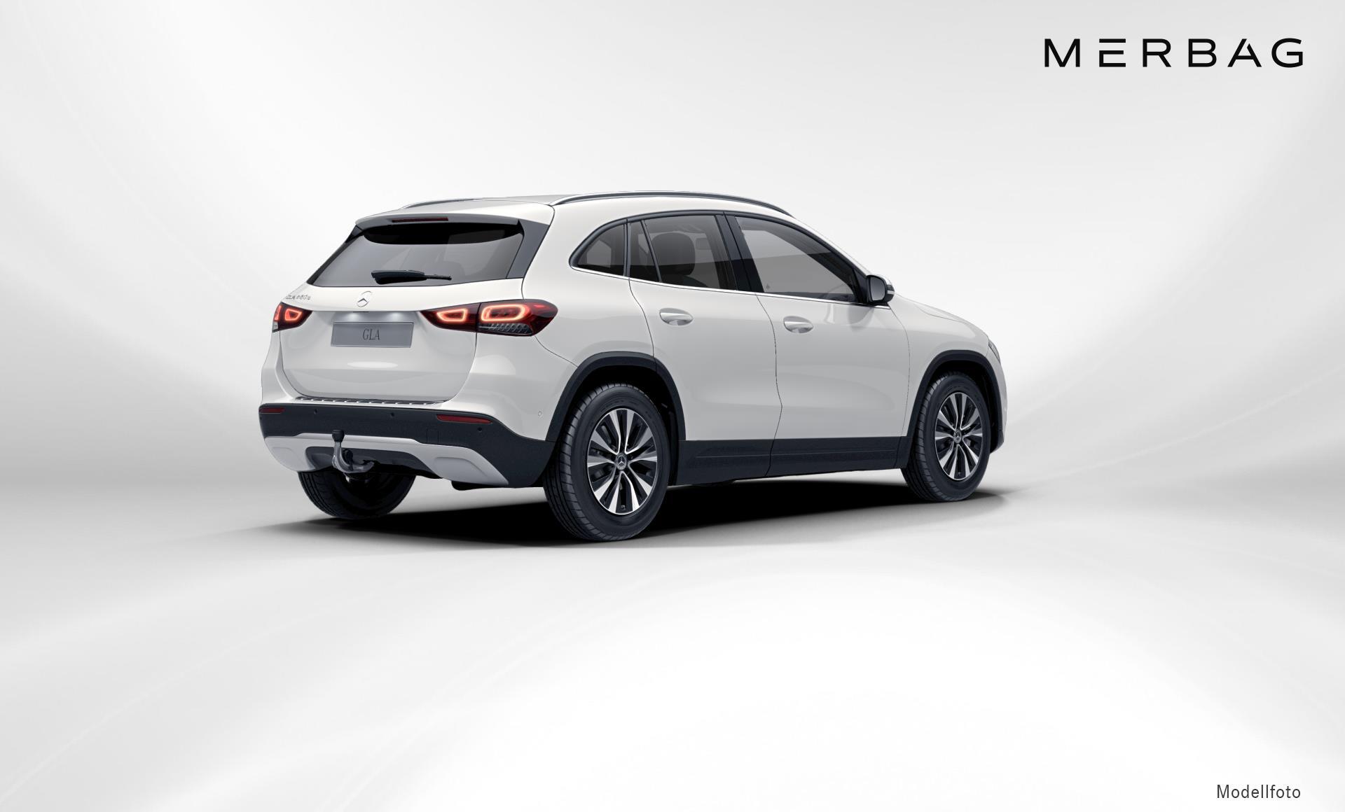 Mercedes-Benz - GLA 220 d