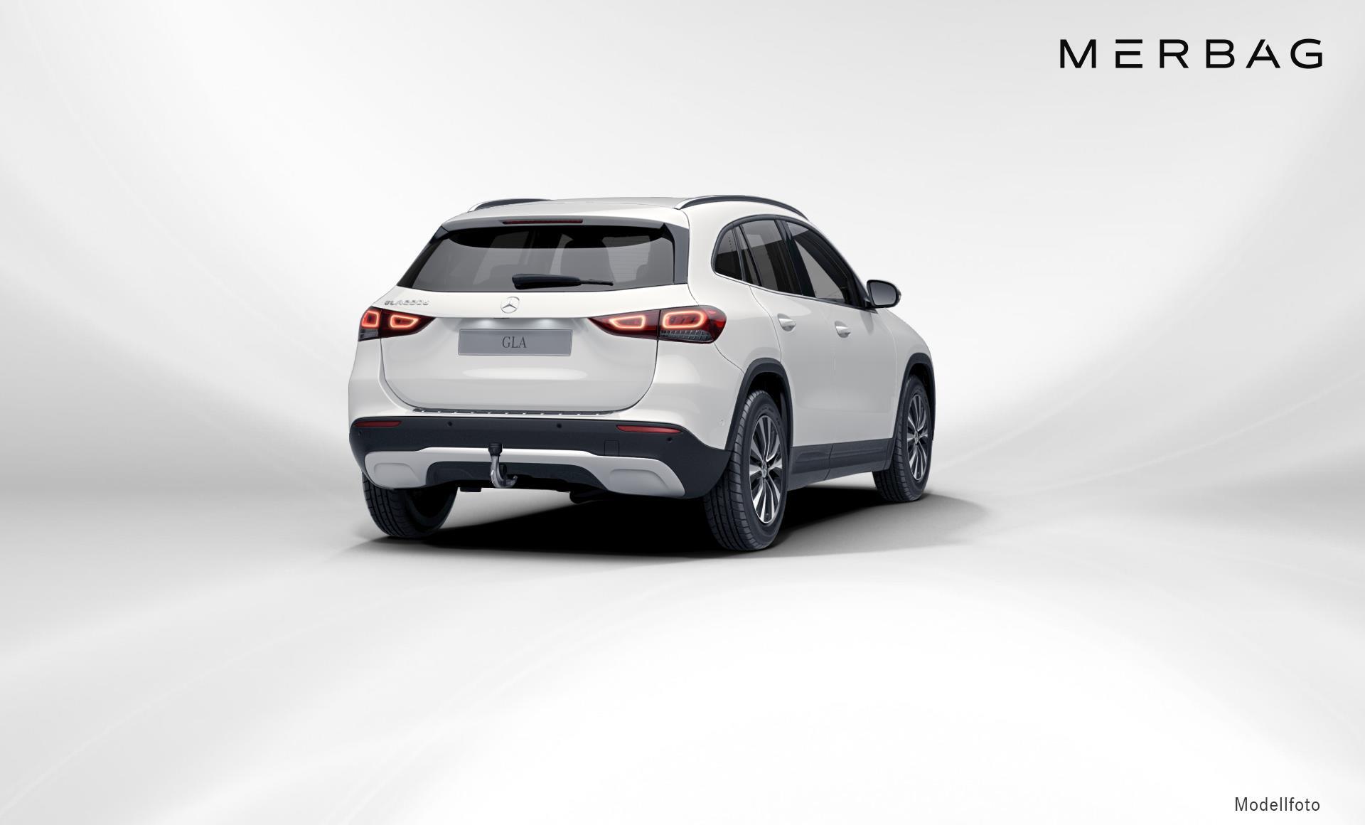 Mercedes-Benz - GLA 220 d