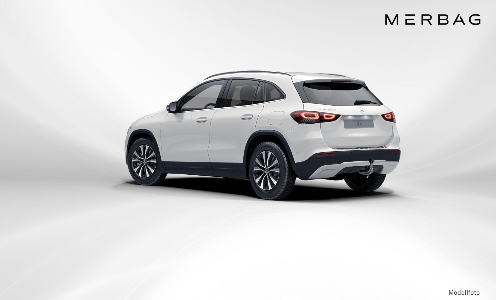 Mercedes-Benz - GLA 220 d