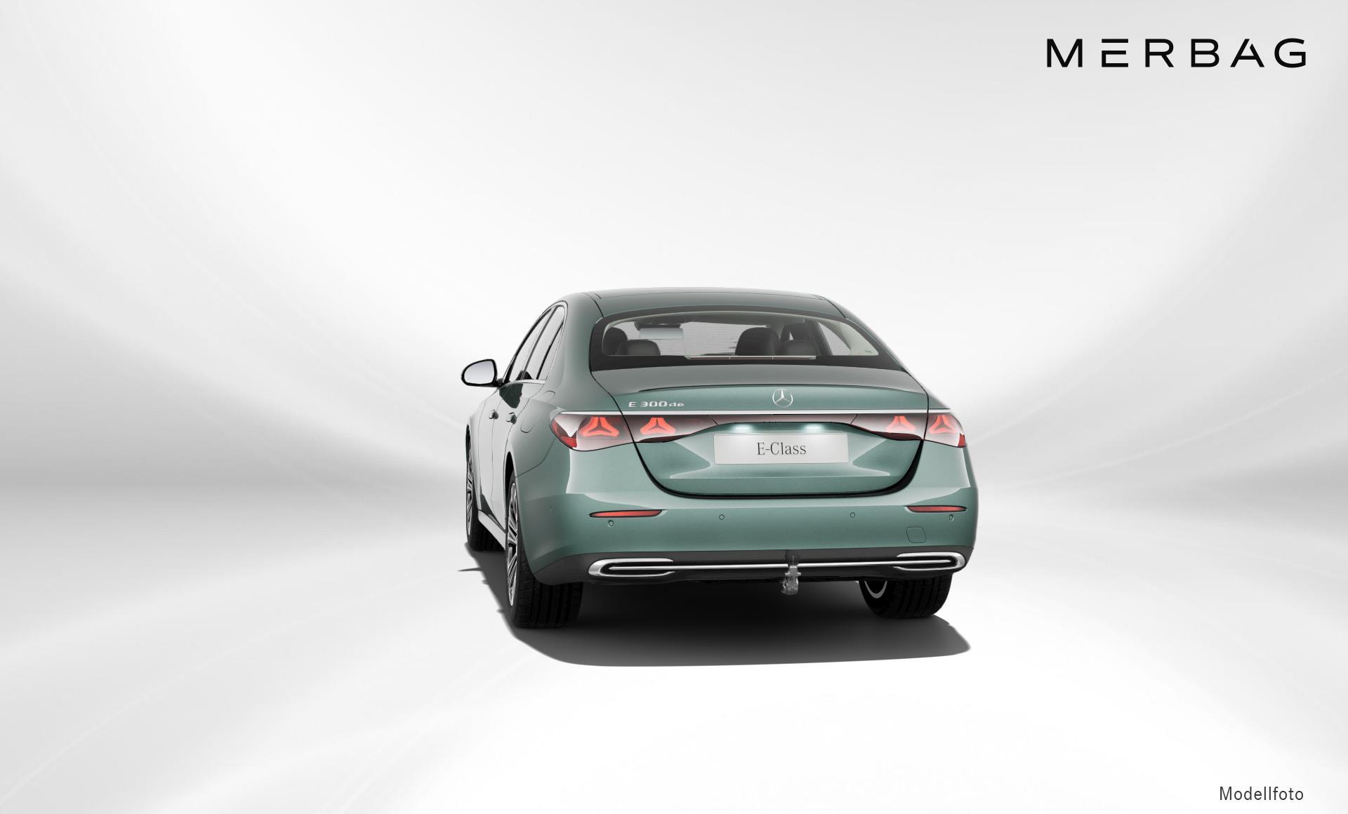 Mercedes-Benz - E 300 de Limousine Österreich-Edition