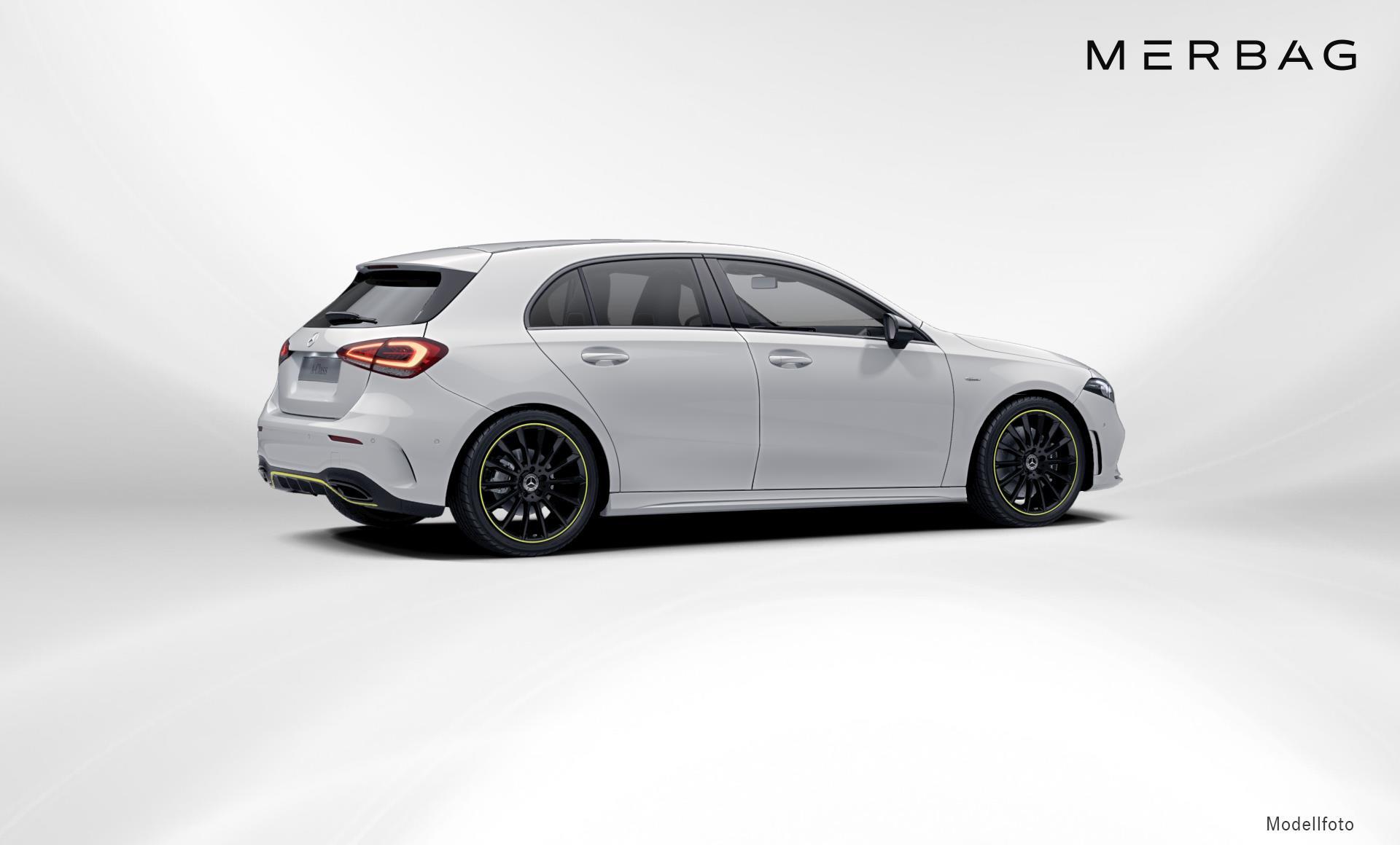 Mercedes-Benz - A 220 d