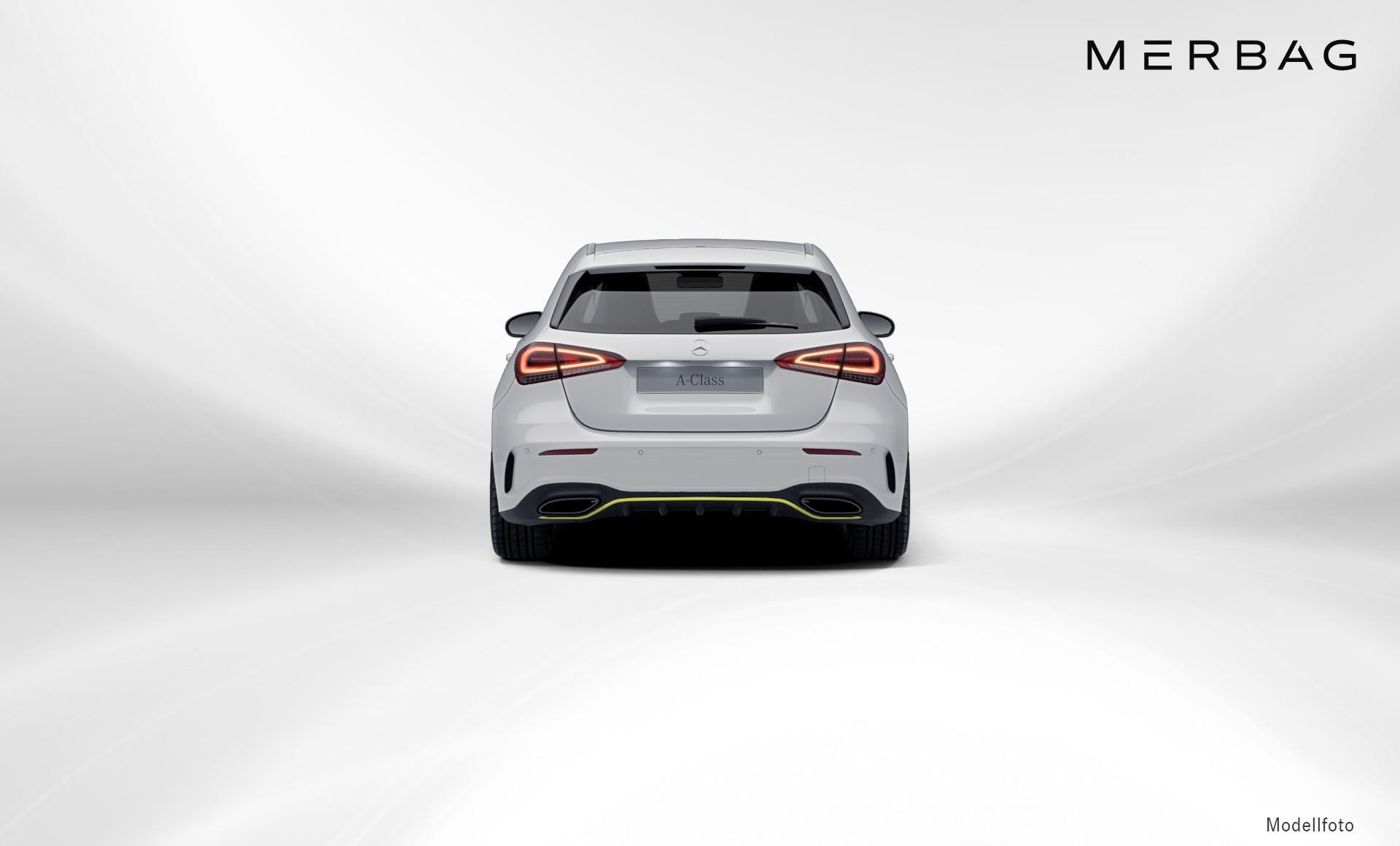 Mercedes-Benz - A 220 d