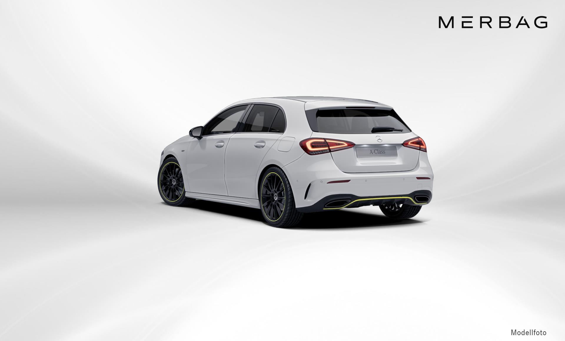 Mercedes-Benz - A 220 d