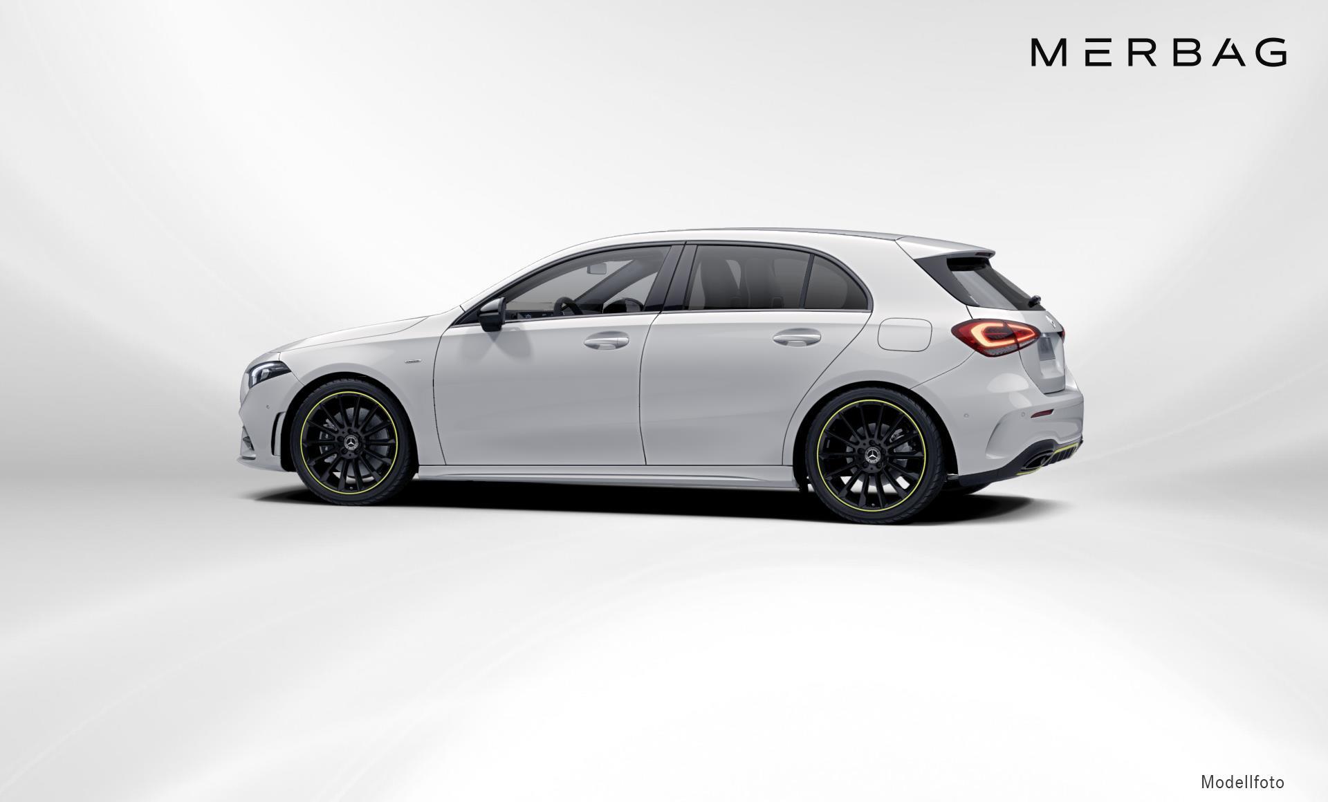 Mercedes-Benz - A 220 d