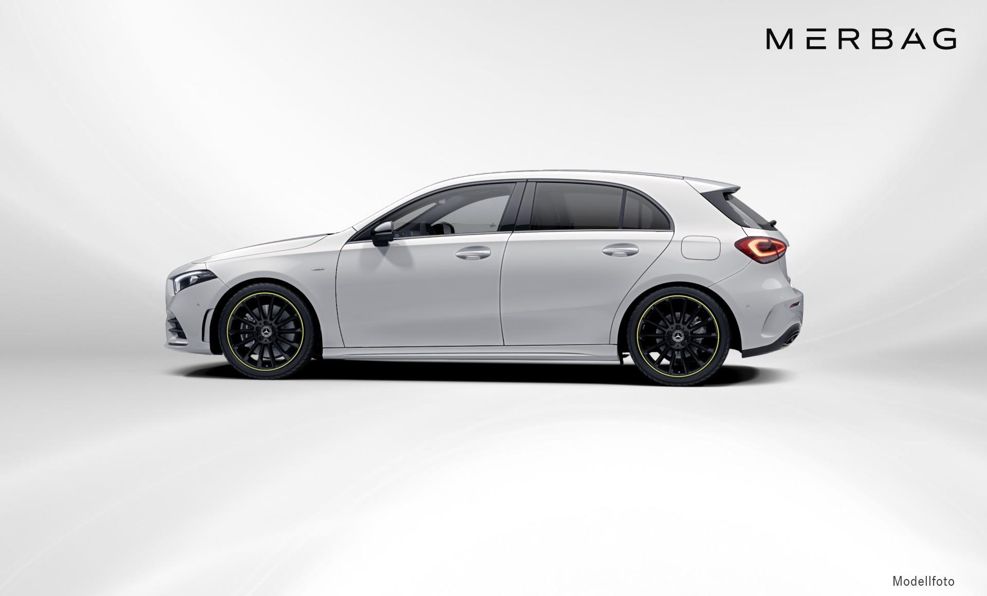 Mercedes-Benz - A 220 d