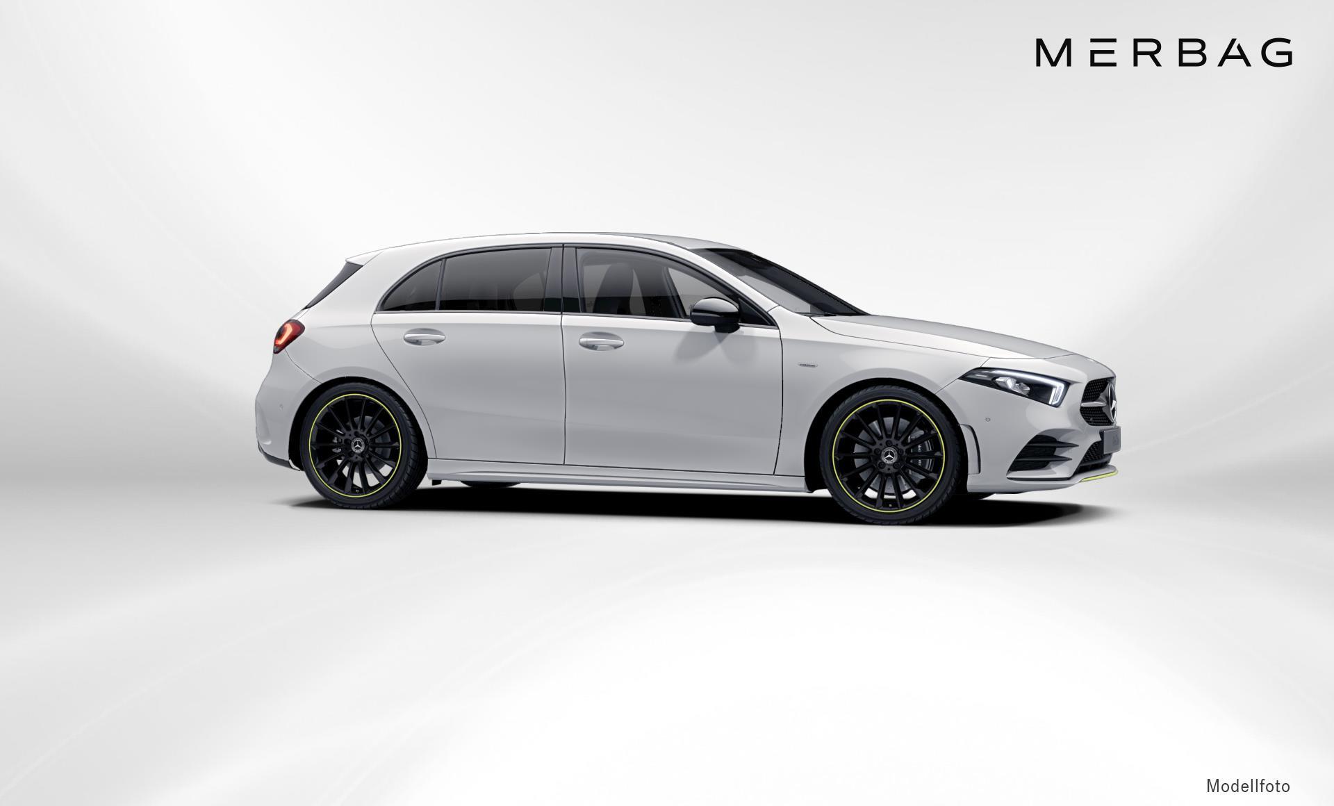 Mercedes-Benz - A 220 d