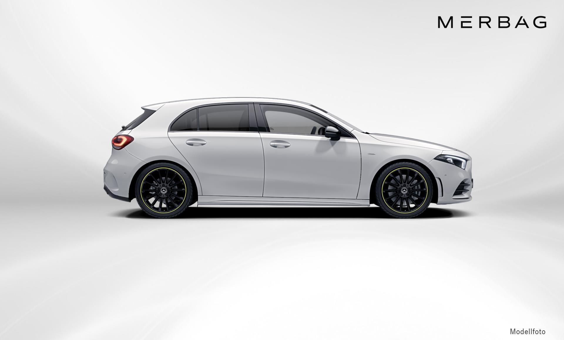 Mercedes-Benz - A 220 d