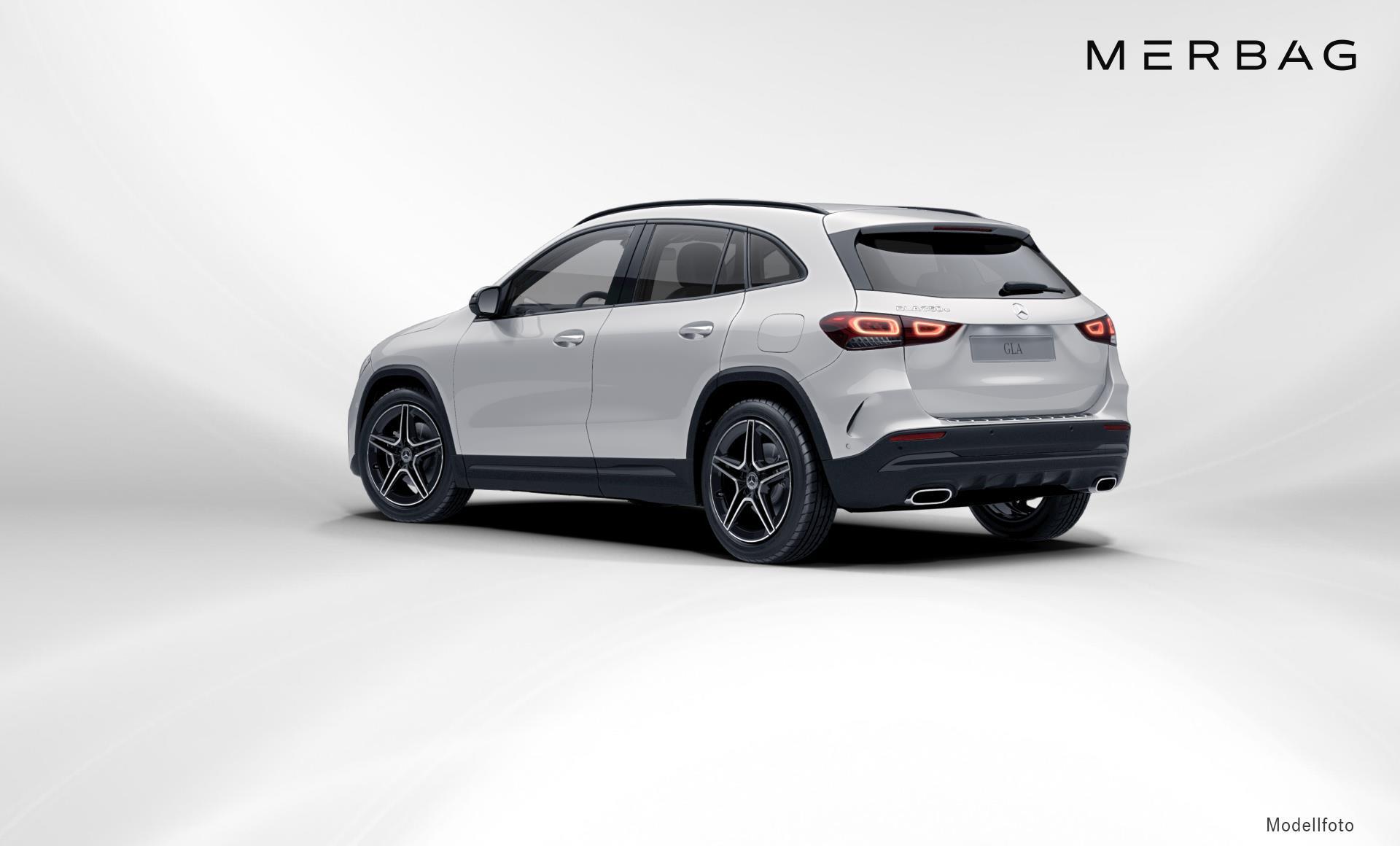 Mercedes-Benz - GLA 250e AMG Line