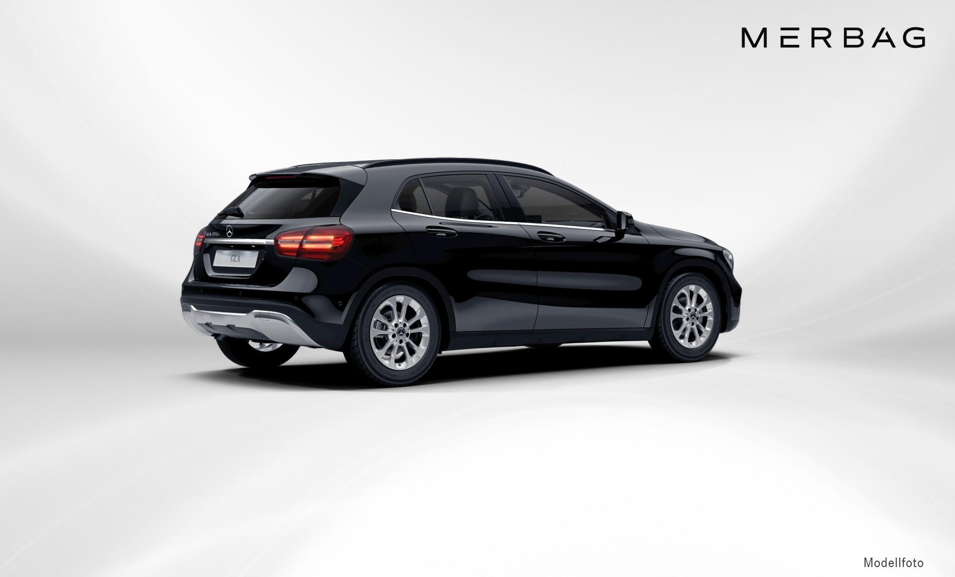 Mercedes-Benz - GLA 200 d