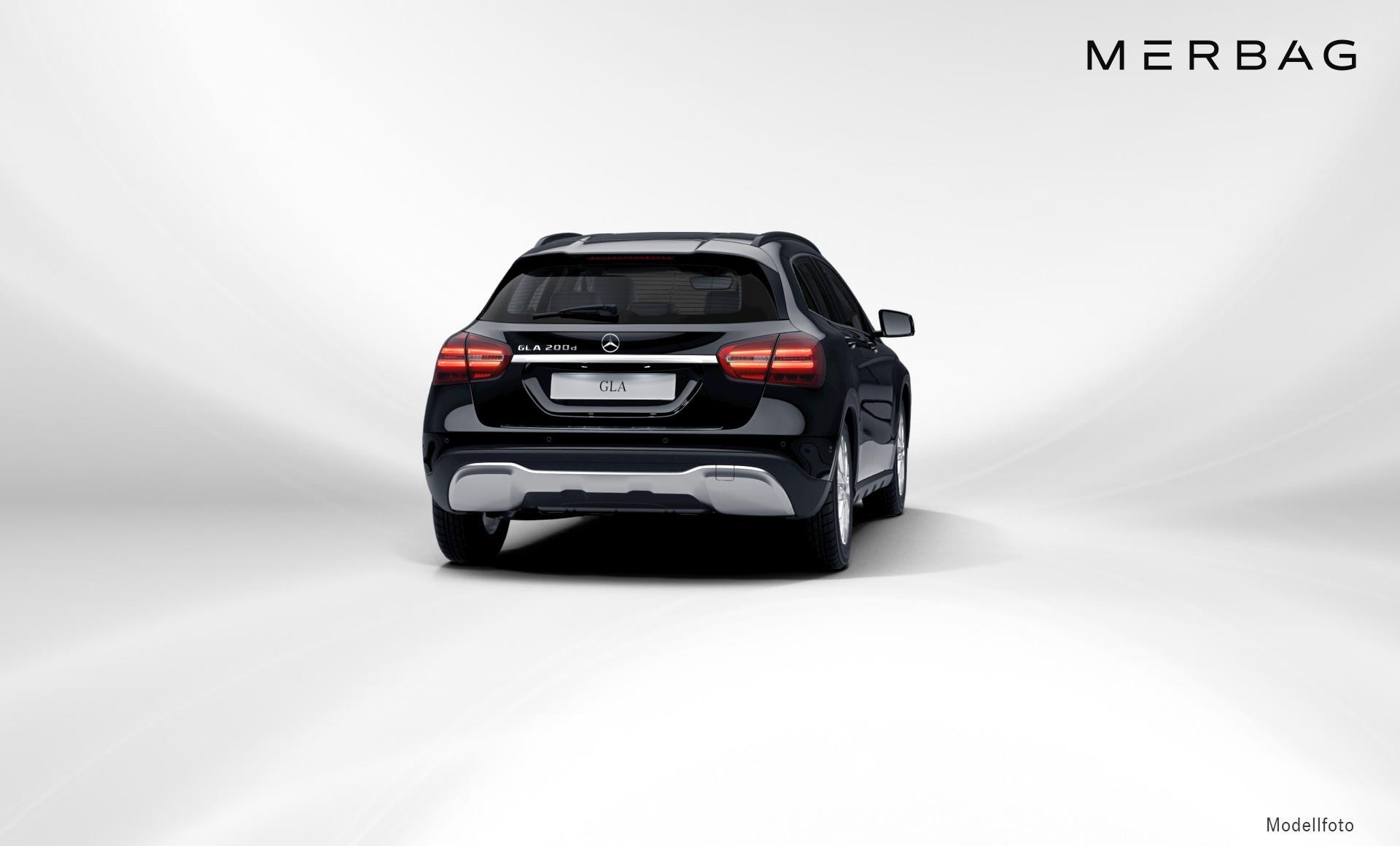 Mercedes-Benz - GLA 200 d