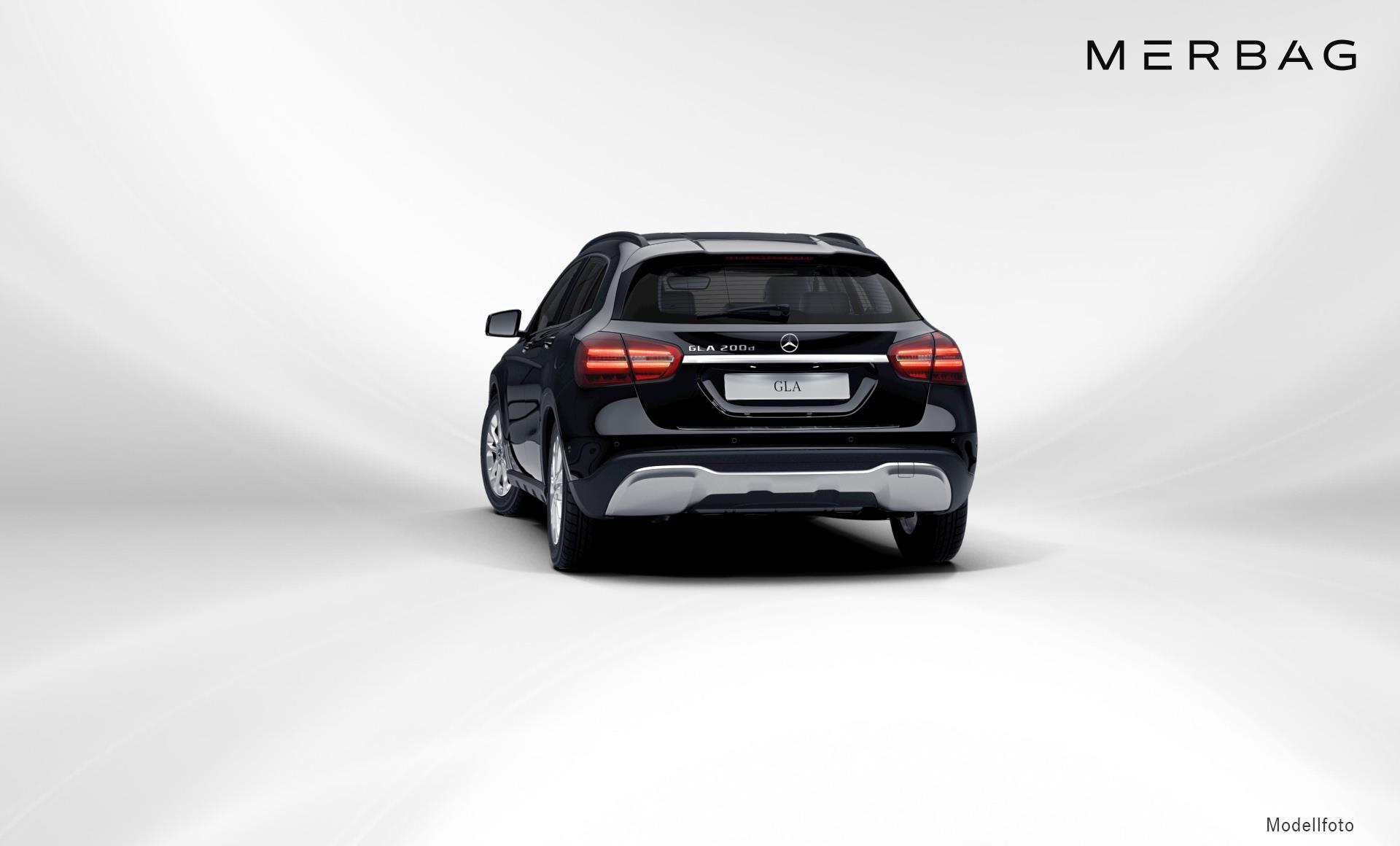 Mercedes-Benz - GLA 200 d