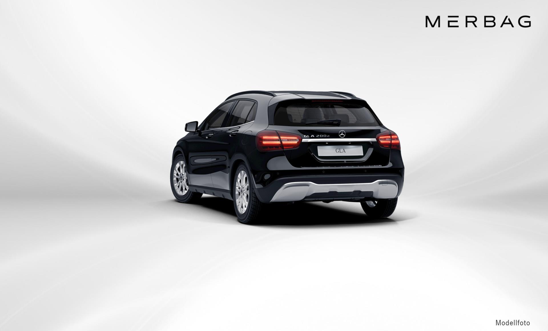 Mercedes-Benz - GLA 200 d
