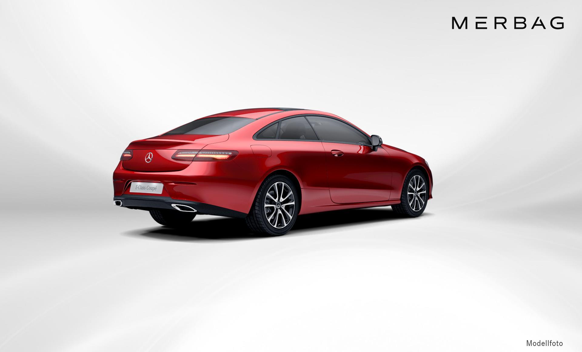 Mercedes-Benz - E 220 d 4MATIC Coupé