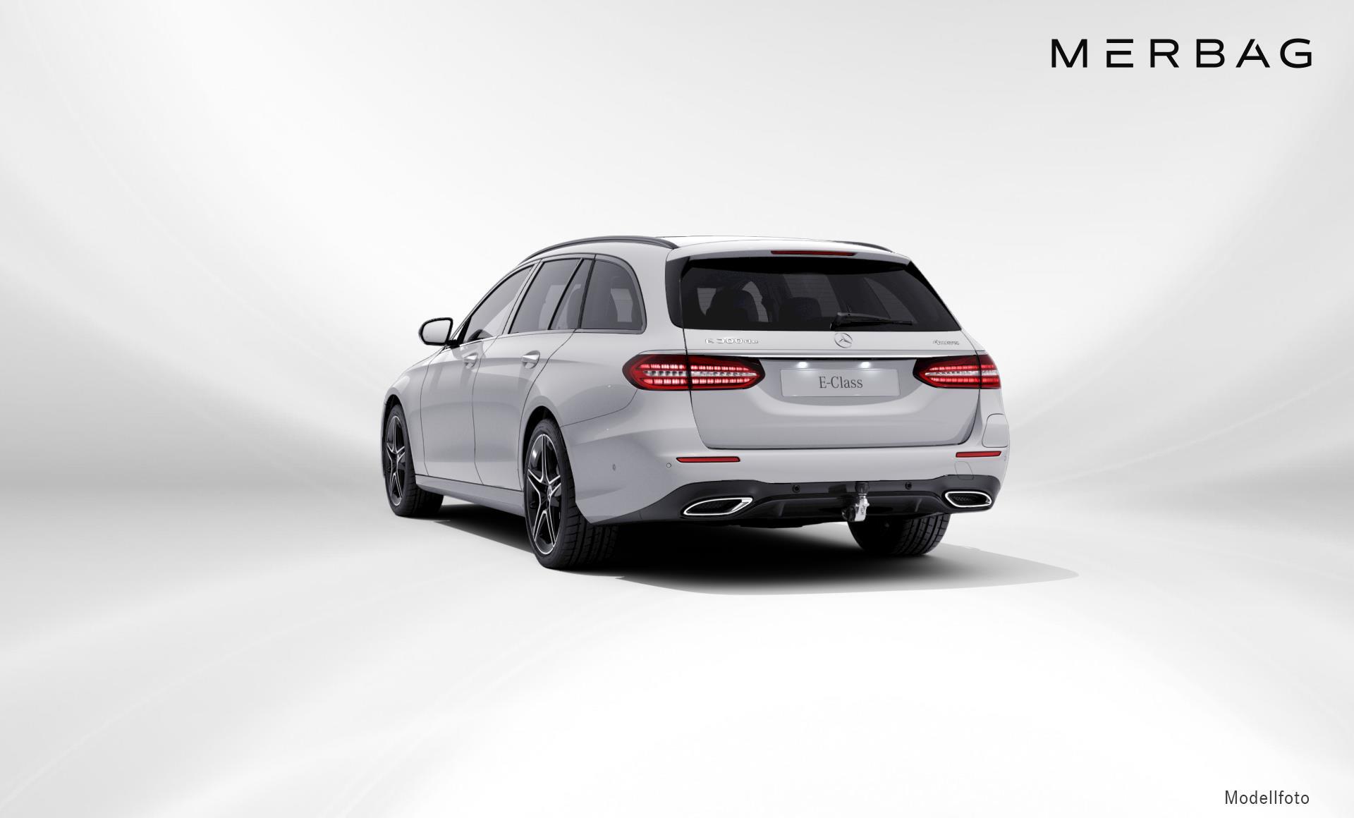 Mercedes-Benz - E 300 de 4MATIC T-Modell