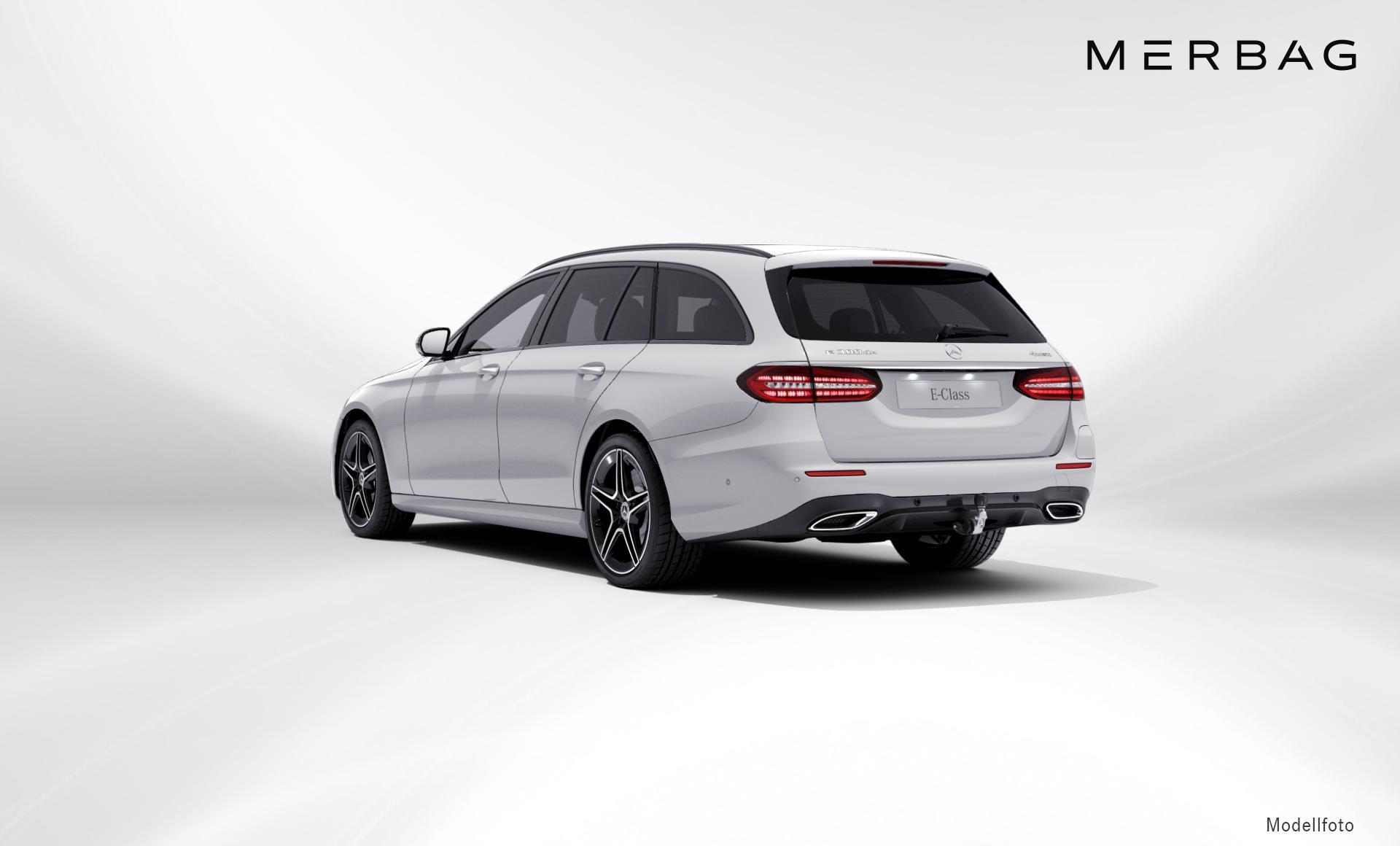 Mercedes-Benz - E 300 de 4MATIC T-Modell