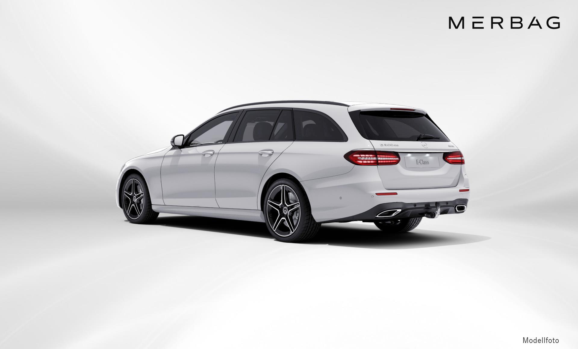 Mercedes-Benz - E 300 de 4MATIC T-Modell