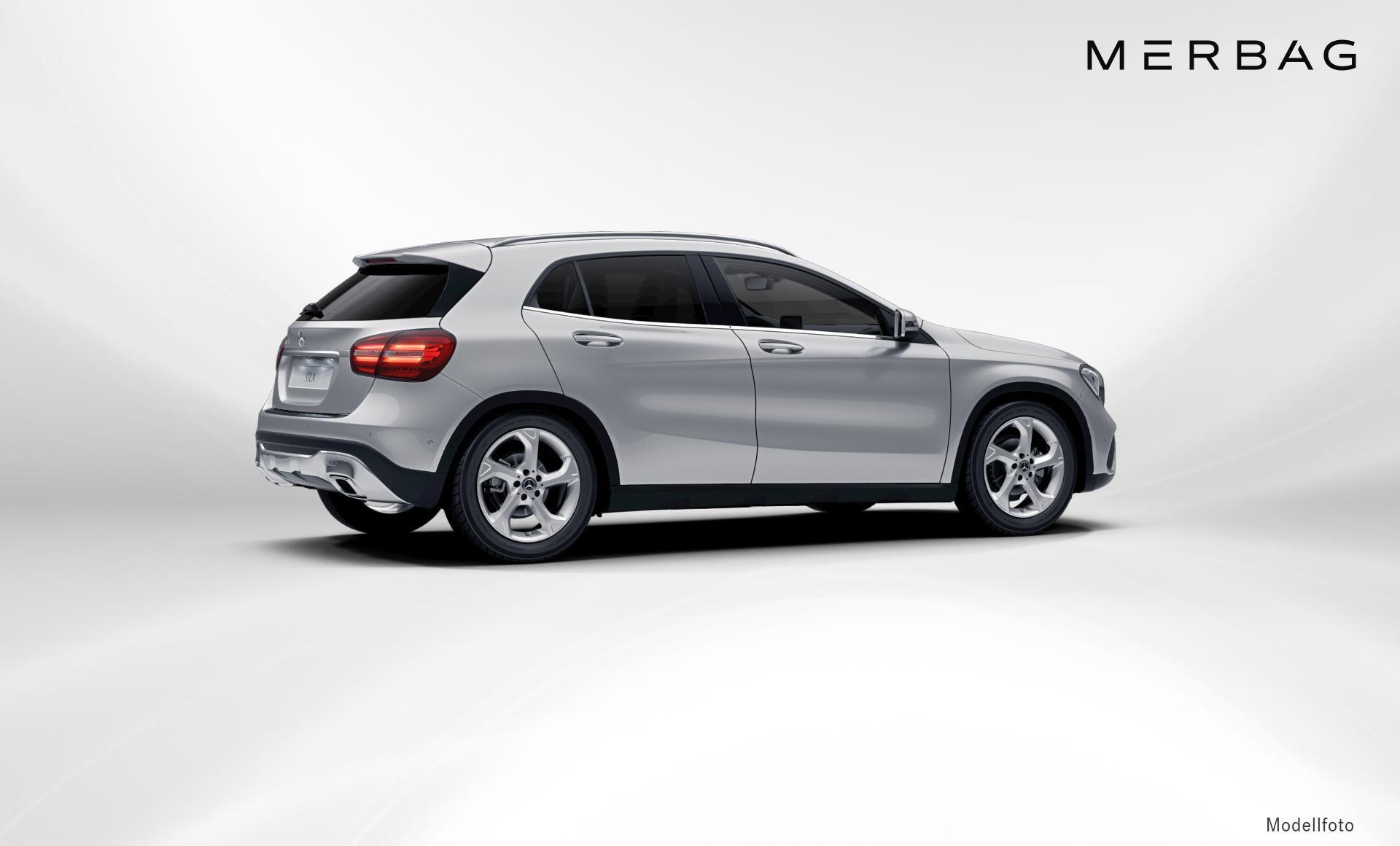 Mercedes-Benz - GLA 180