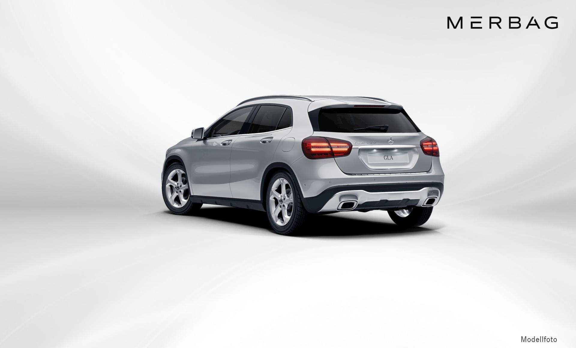 Mercedes-Benz - GLA 180