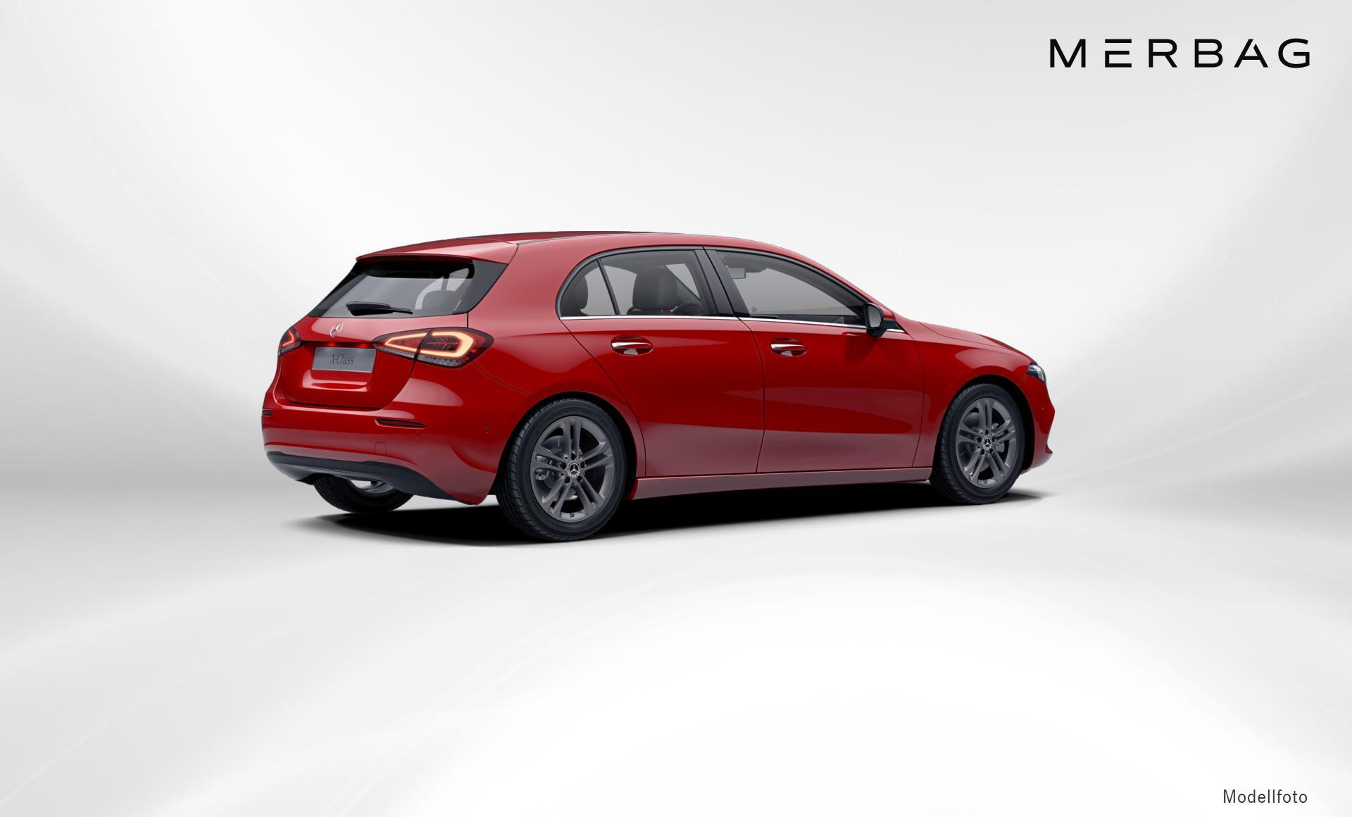 Mercedes-Benz - A 220 Kompaktlimousine