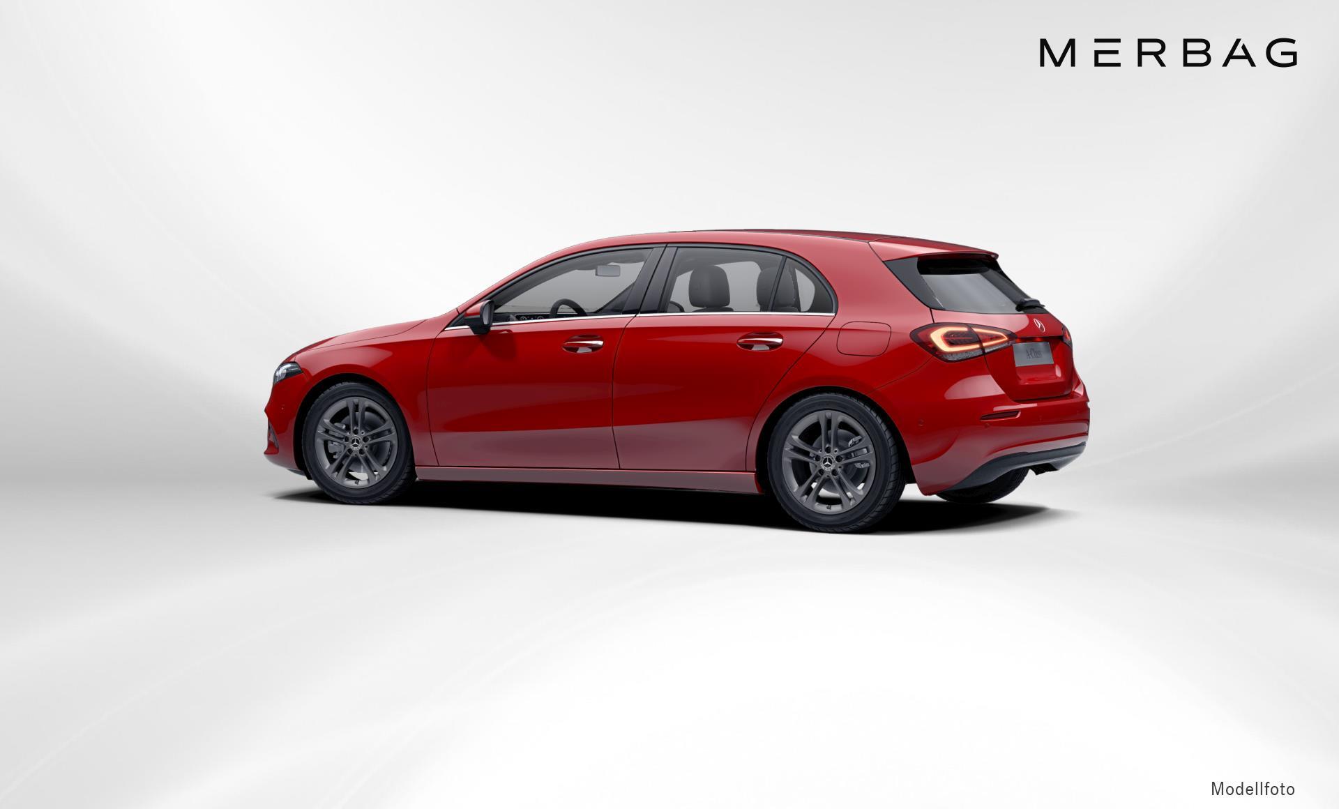 Mercedes-Benz - A 220 Kompaktlimousine