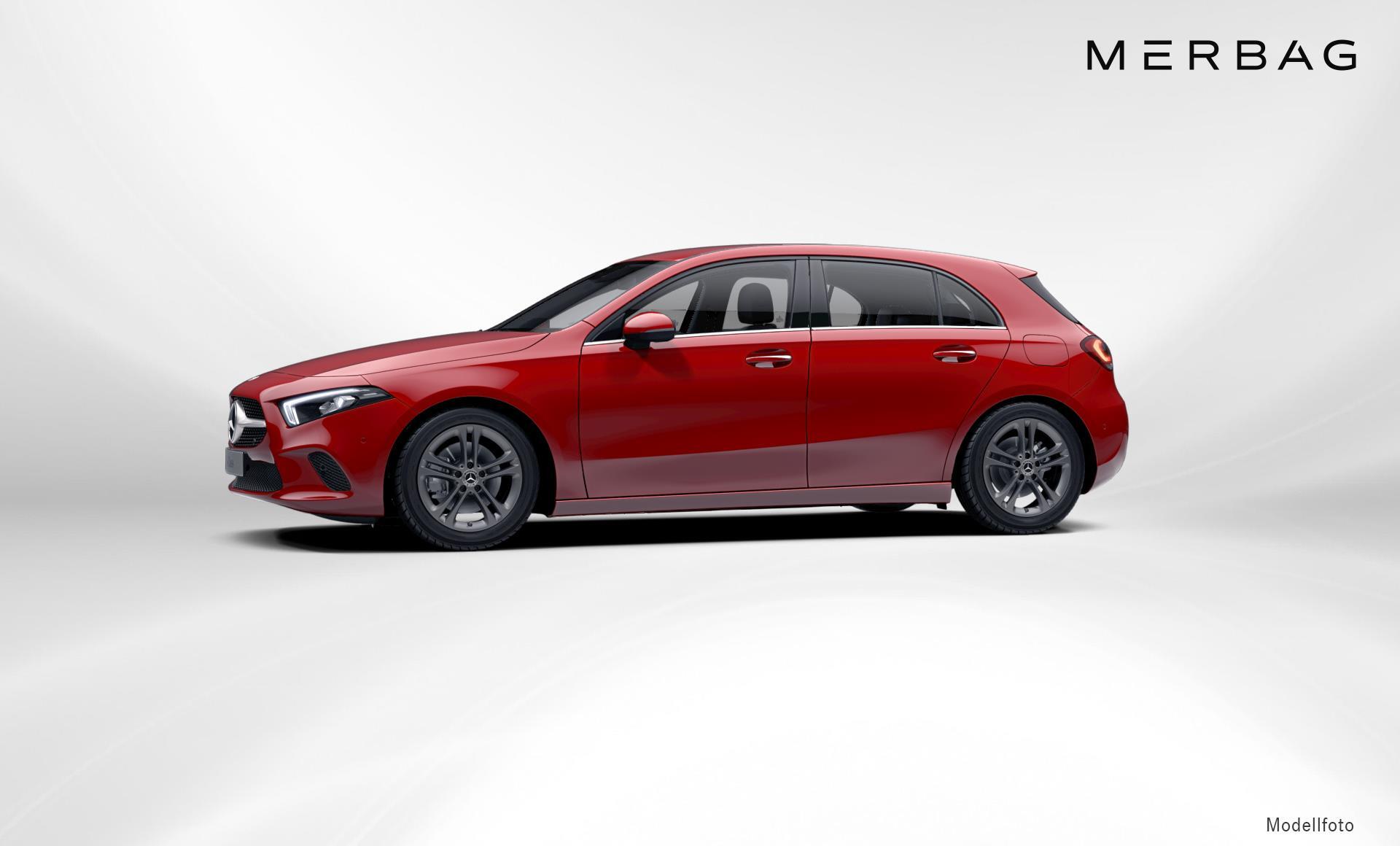 Mercedes-Benz - A 220 Kompaktlimousine