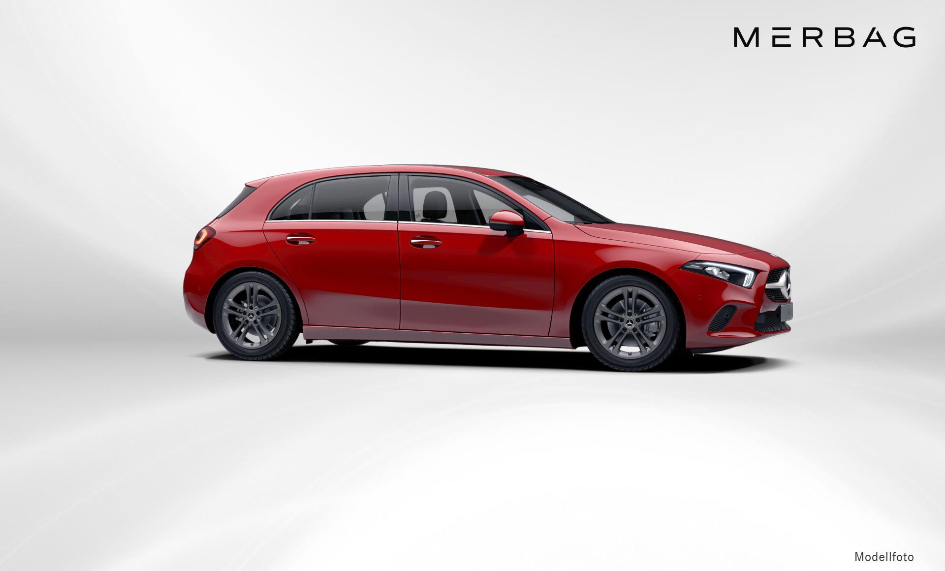 Mercedes-Benz - A 220 Kompaktlimousine