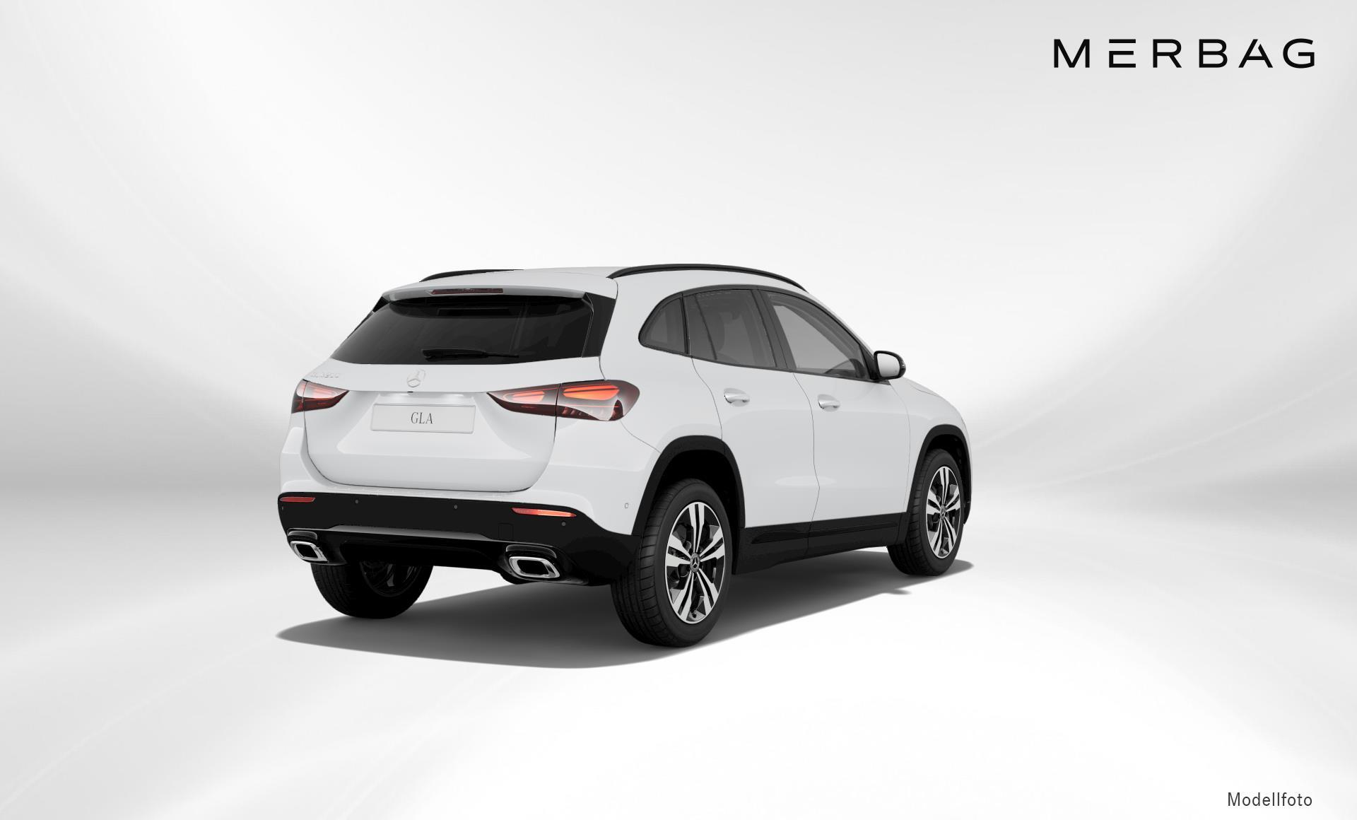 Mercedes-Benz - GLA 200