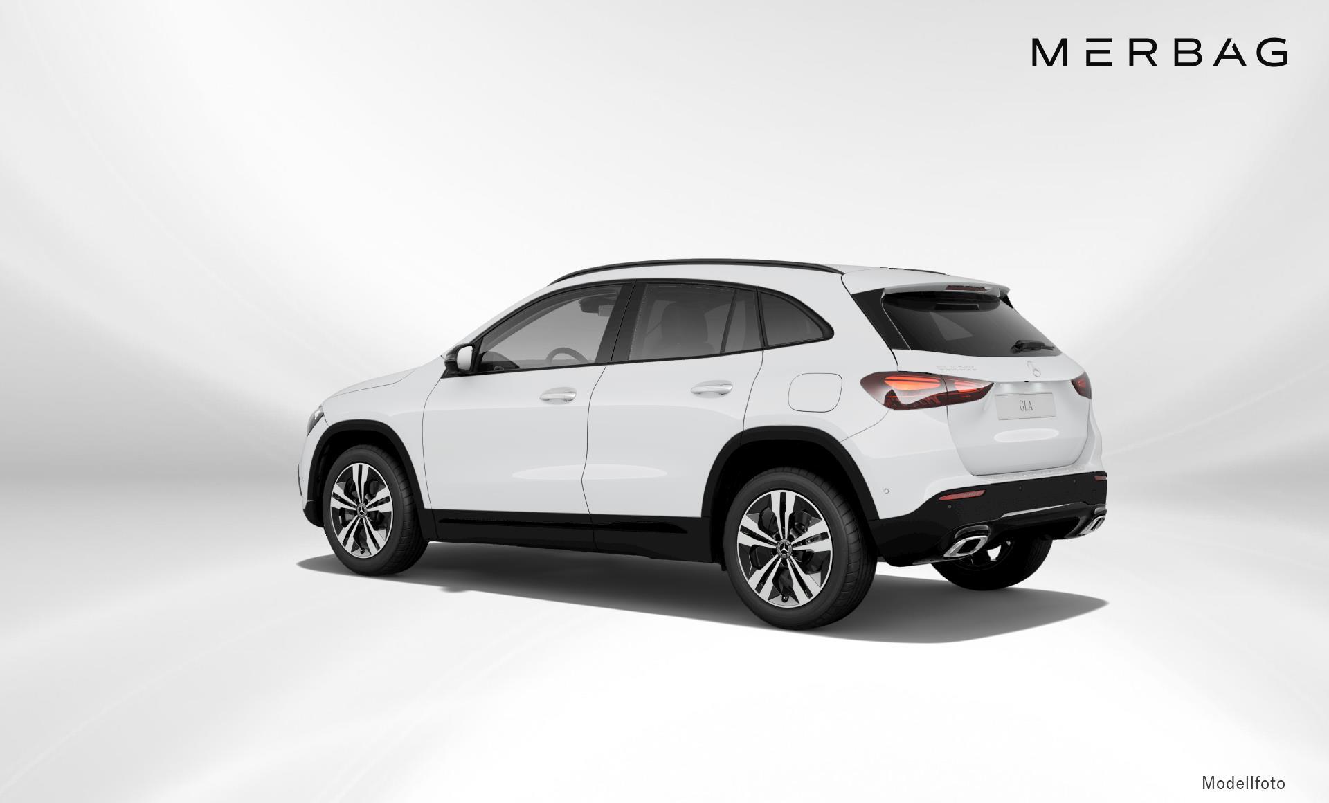 Mercedes-Benz - GLA 200