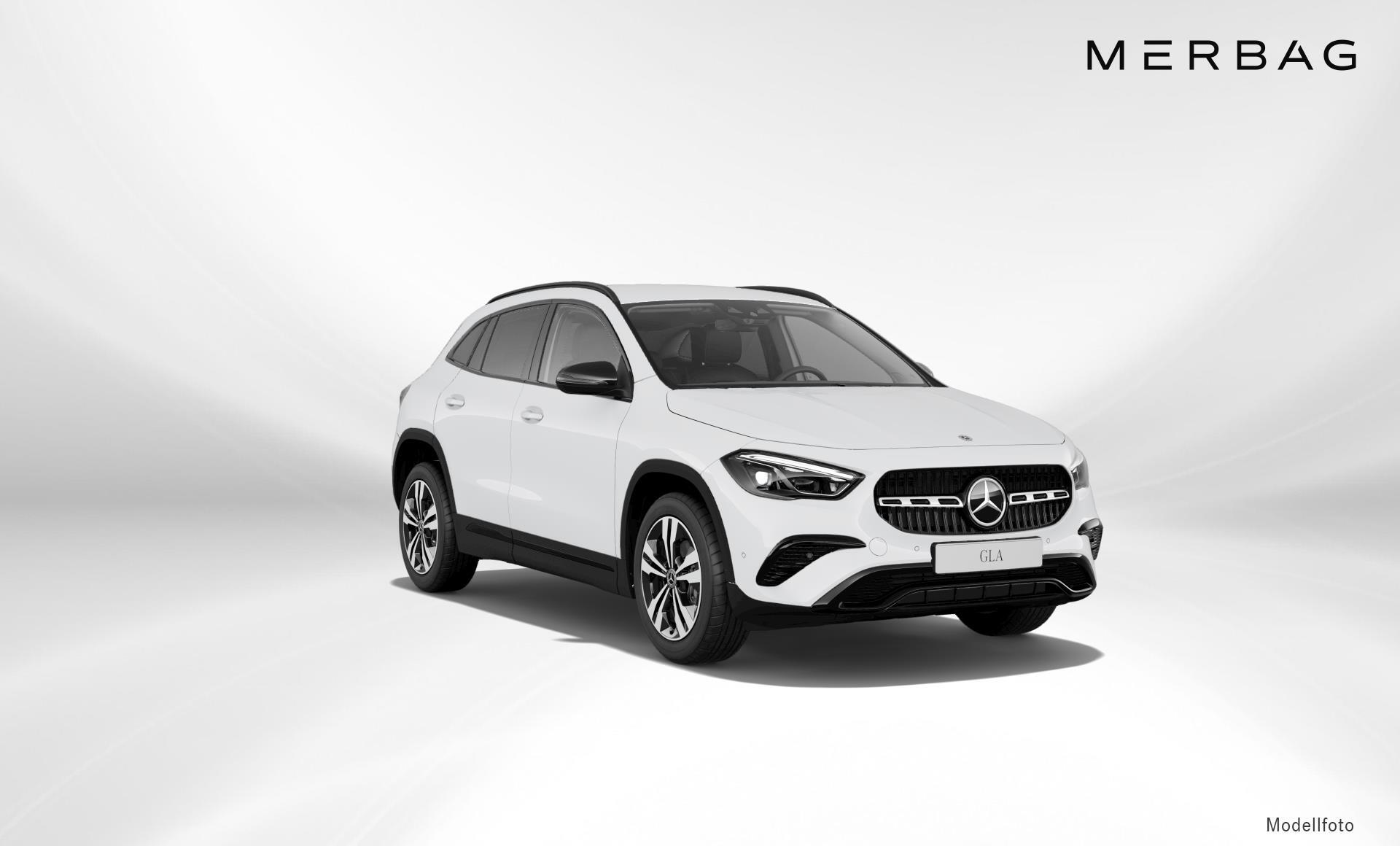 Mercedes-Benz - GLA 200
