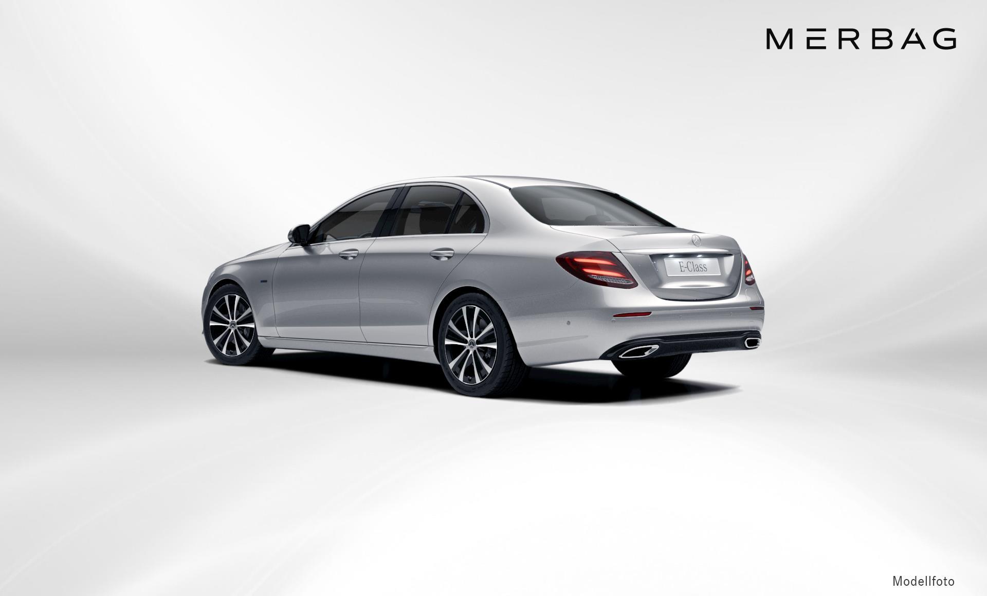 Mercedes-Benz - E 300 e Limousine