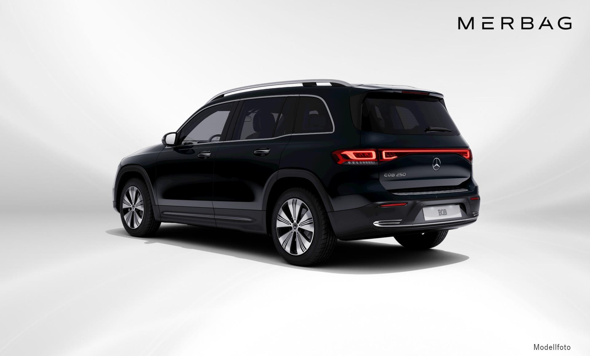 Mercedes-Benz - EQB 250