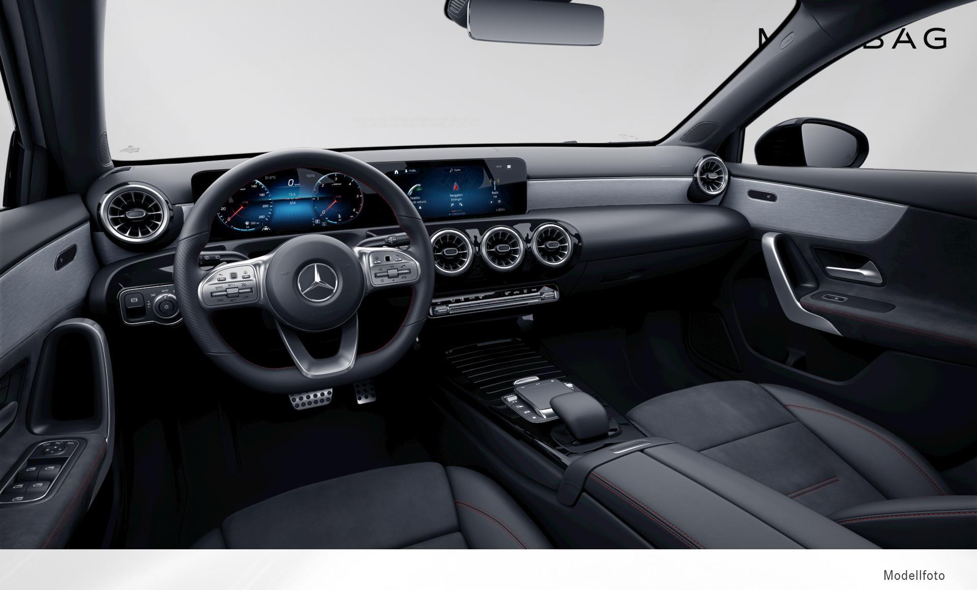 Mercedes-Benz - A 200 d AMG Line