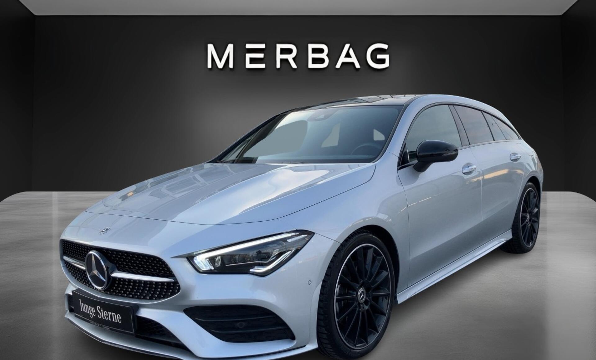 Mercedes-Benz - CLA 200d Shooting Brake AMG Line Panoramadach
